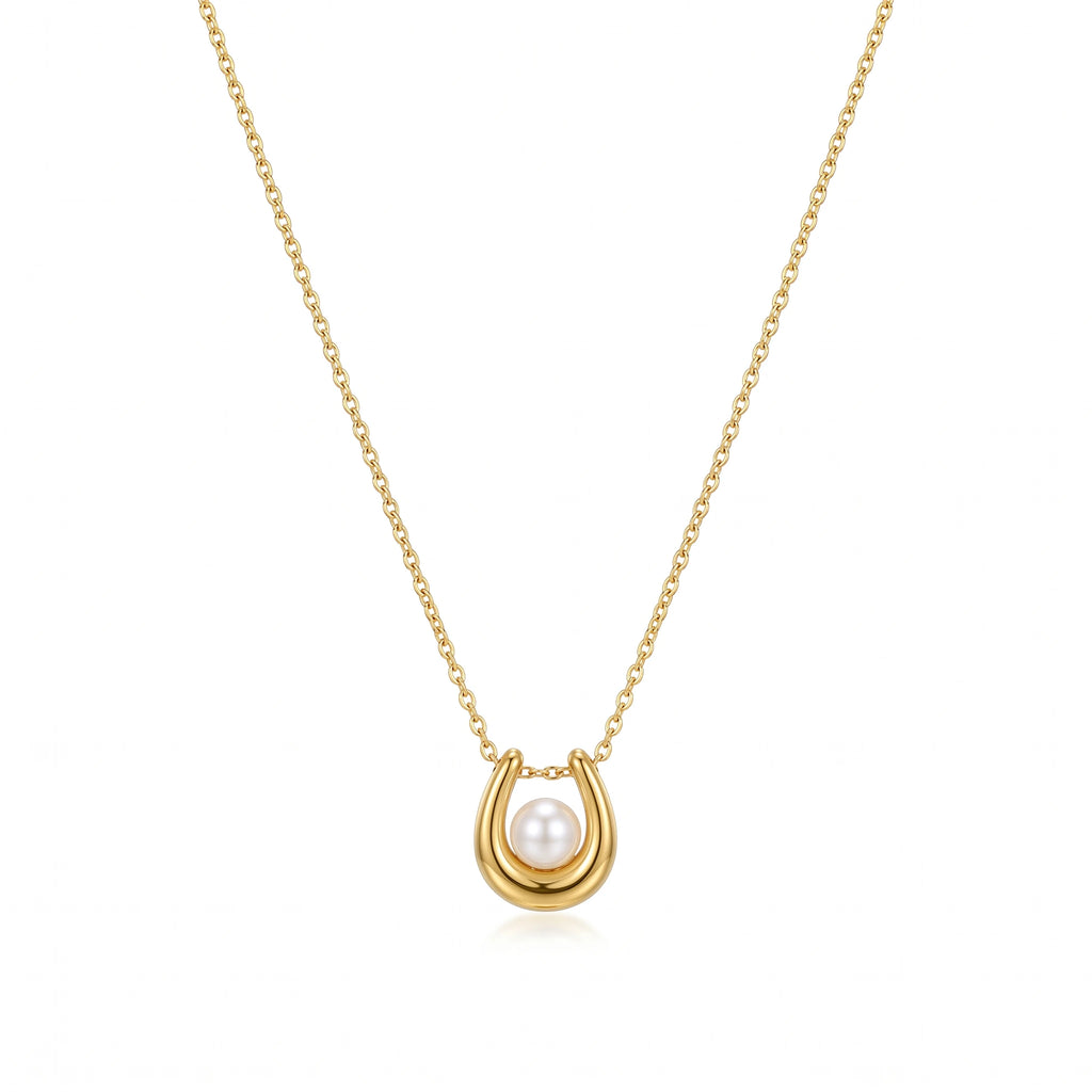 QIAOREN 13813 Thin Oval Link Chain Pendant Necklace with Smooth U-Shaped Horseshoe Frame Charm Inlaid Single Round White Pearl