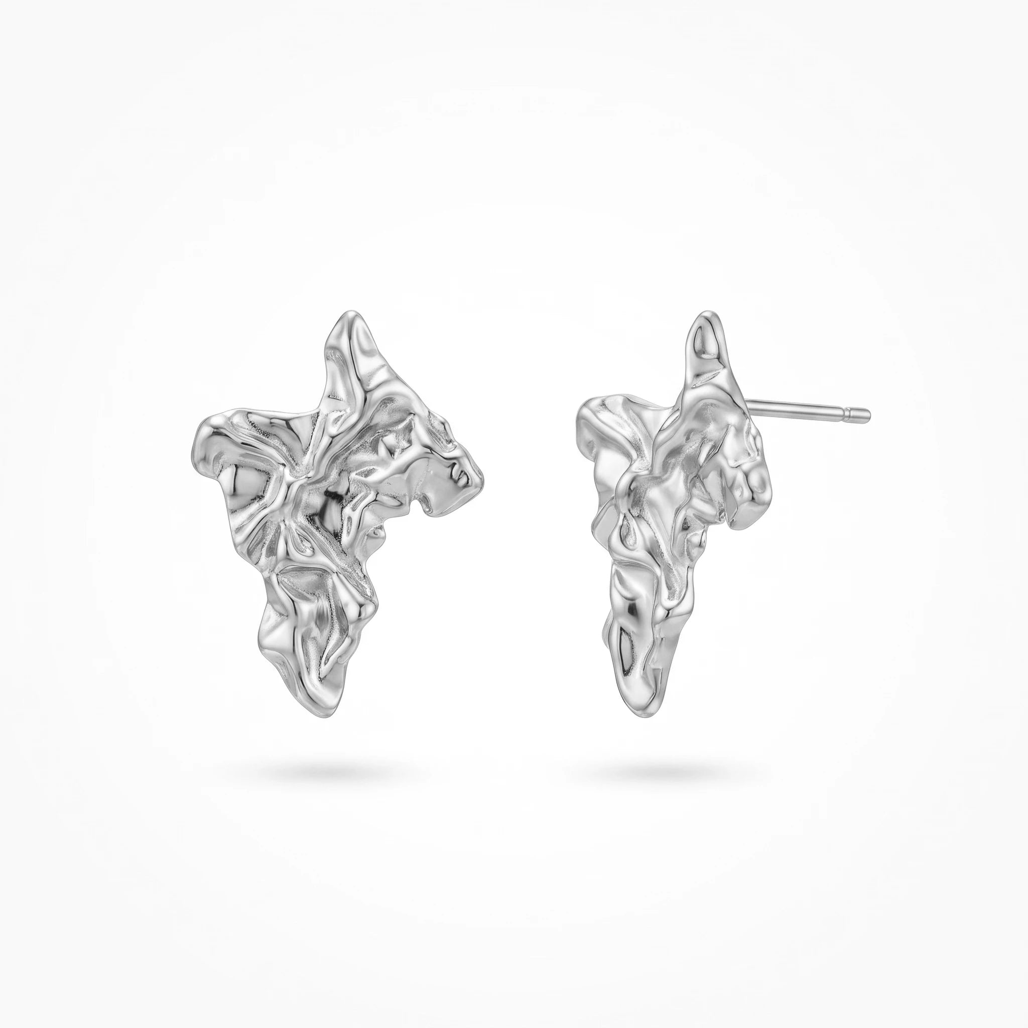 QIAOREN 14025 Polished Gold Africa Map Textured Stud Earrings, Crinkled Irregular Continent Outline Ear Stud Jewelry Gift