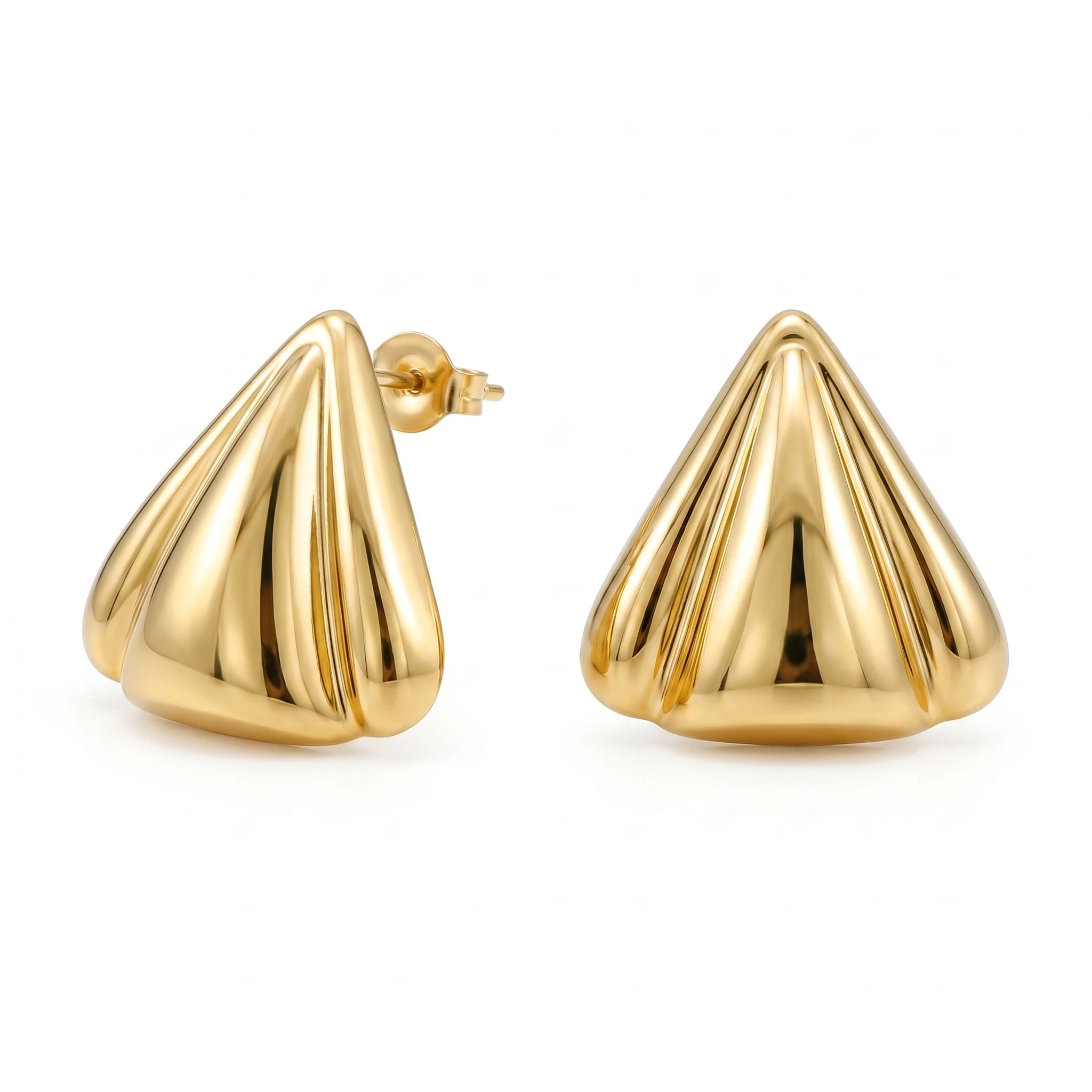 QIAOREN 10939 Sculptural Shell Stud Earrings 18K Gold Plated Stainless Steel Women's Geometric Contemporary Minimalist