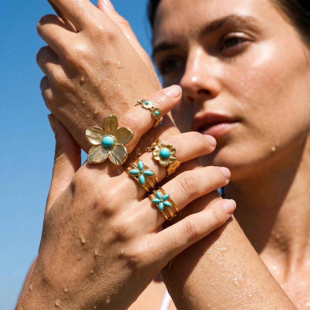 QIAOREN 13166-70 5Pcs Gold Stainless Steel Turquoise Open Ring Set Irregular Hammered Crown Adjustable Boho Stackable Rings