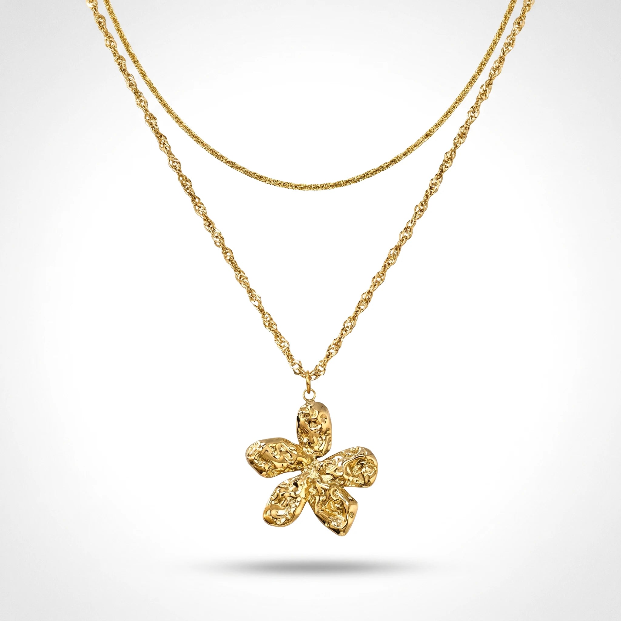 QIAOREN 11696 Minimalist Hammered Flower Pendant Necklace 18K Stainless Steel Double Layered Twist Chain
