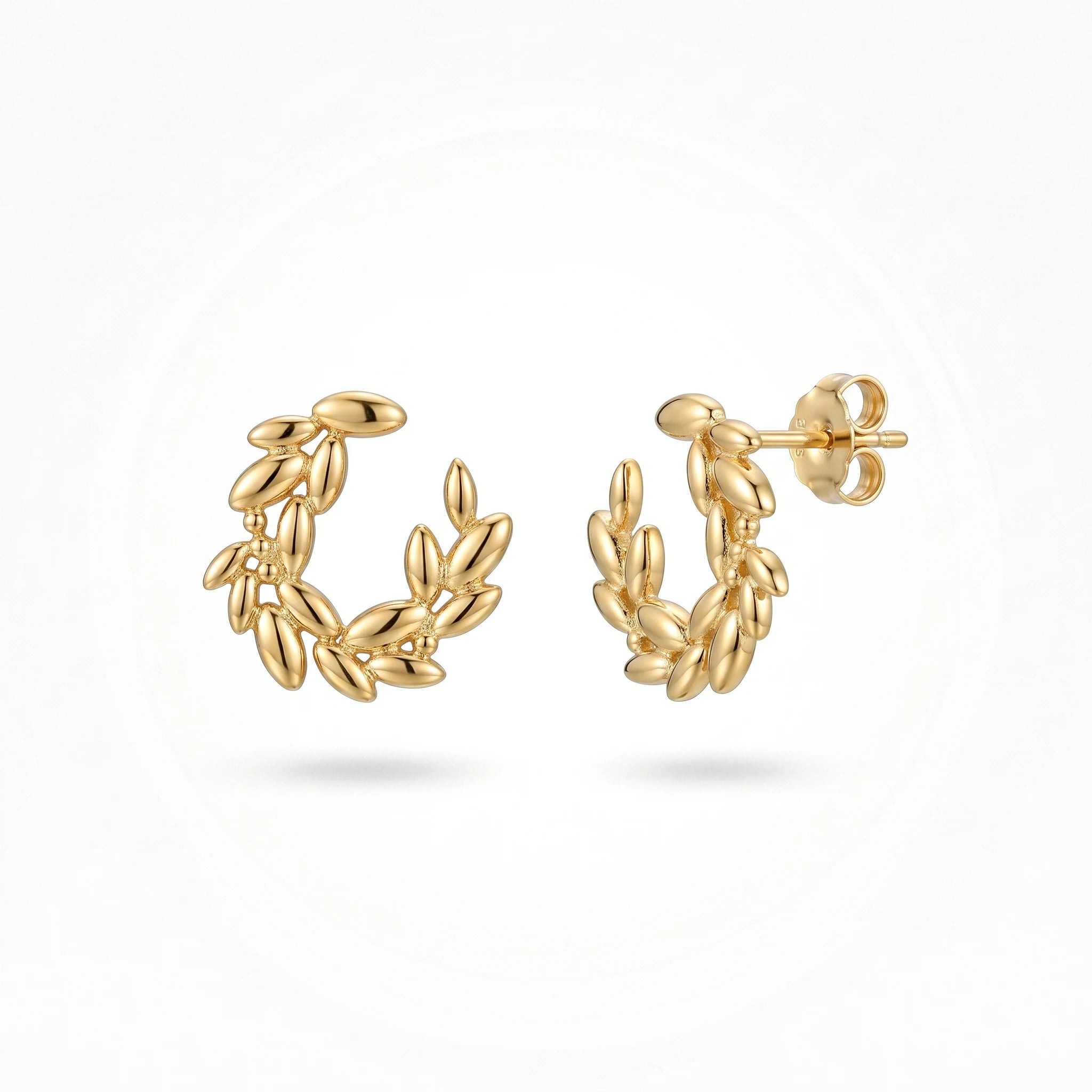 QIAOREN 13963 Stainless Steel Leaf Hoop Earrings Gold Laurel Huggie Earrings Dainty Nature Jewelry for Women