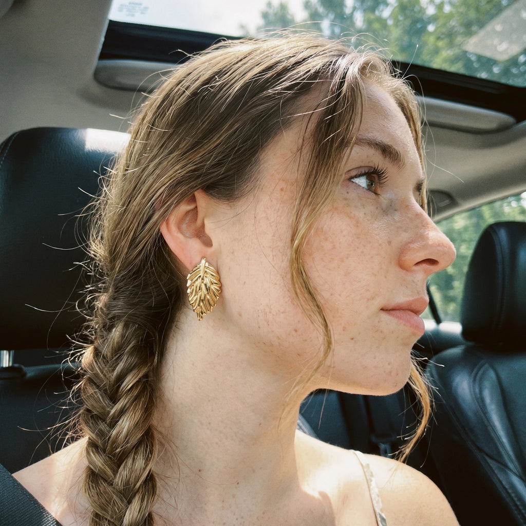 QIAOREN 14556 Stainless Steel Leaf Stud Earrings Gold Tone Nature Inspired Earrings Waterproof Hypoallergenic Jewelry