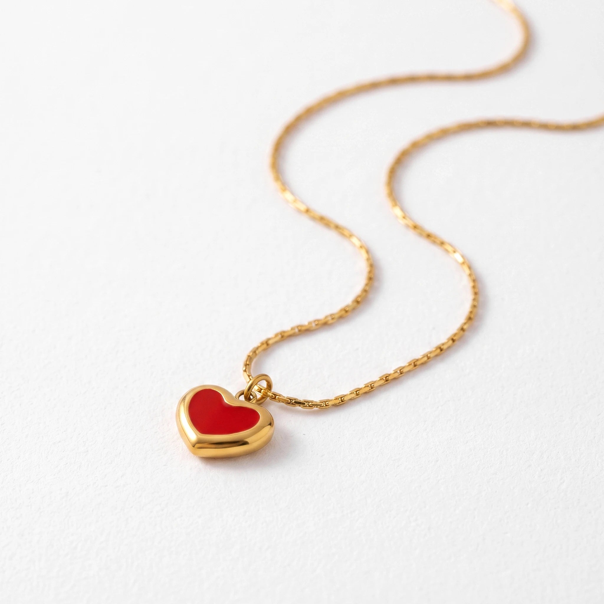QIAOREN 13513 Dainty Solid Red Enamel Heart Pendant Necklace, Thin Gold Cable Chain Single Mini Love Charm Necklace