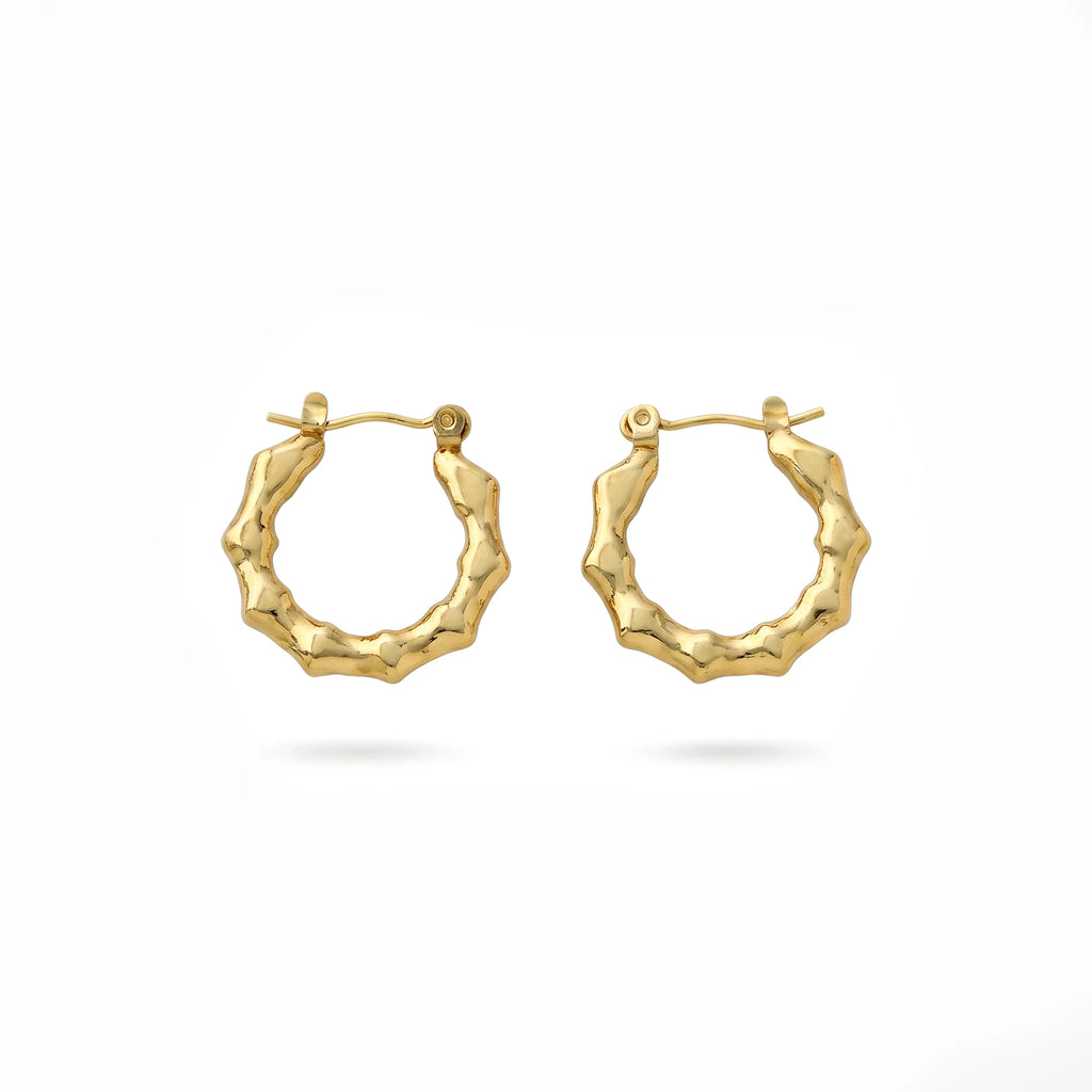 QIAOREN 13264 Gold Tone Irregular Hammered Circle Stud Earrings Textured Crinkled Wavy Round Click Back Studs Rough Matte