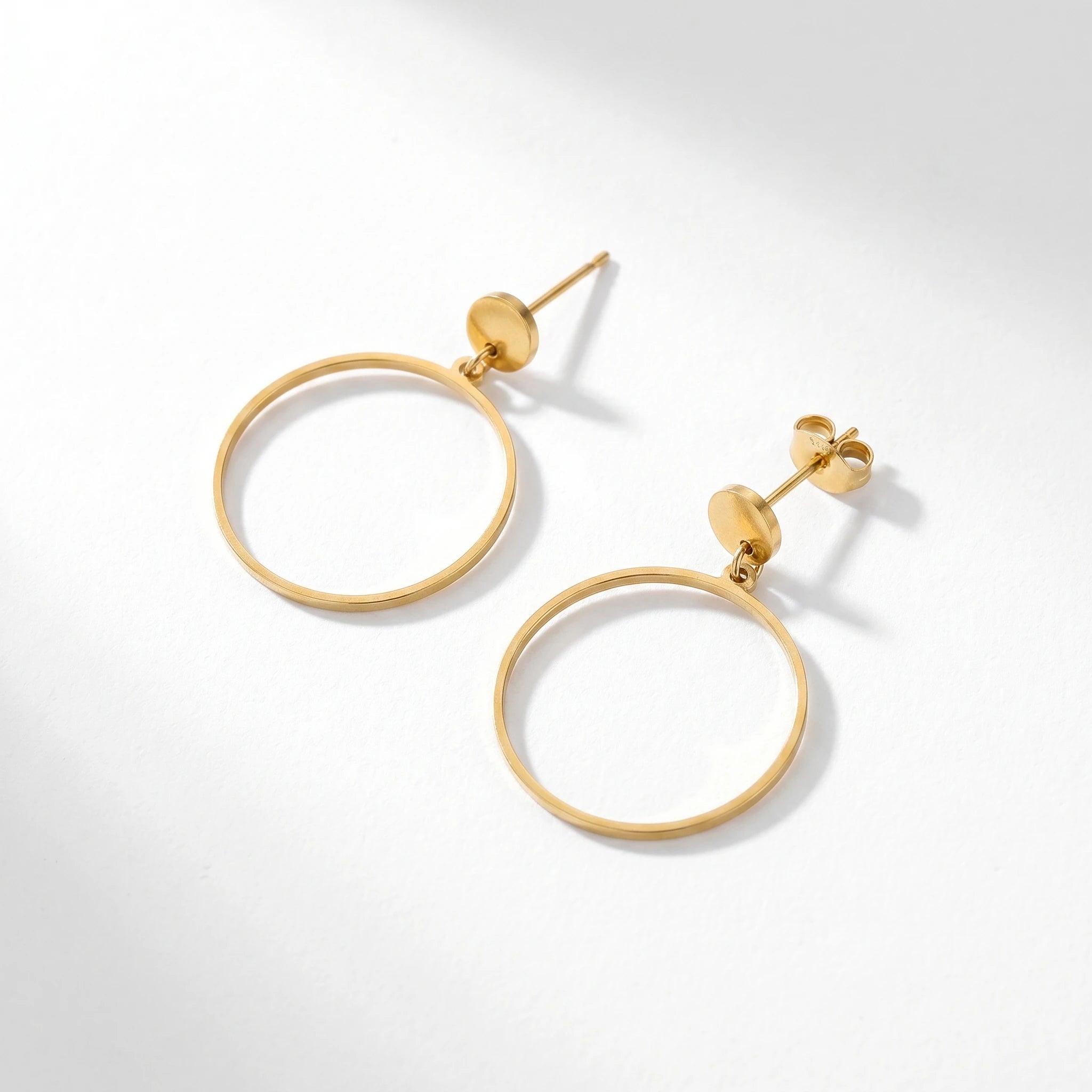 QIAOREN 10835 Waterproof Stainless Steel Circle Hoop Earrings Gold Plated Minimalist Jewelry