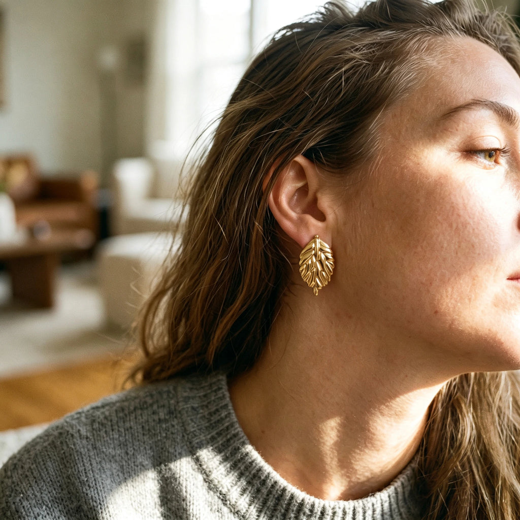 QIAOREN 14556 Stainless Steel Leaf Stud Earrings Gold Tone Nature Inspired Earrings Waterproof Hypoallergenic Jewelry