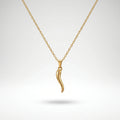 QIAOREN 11953 Elegant Minimalist Italian Horn Necklace Gold Stainless Steel Lucky Chili Pendant Protection Amulet Gift for EU US