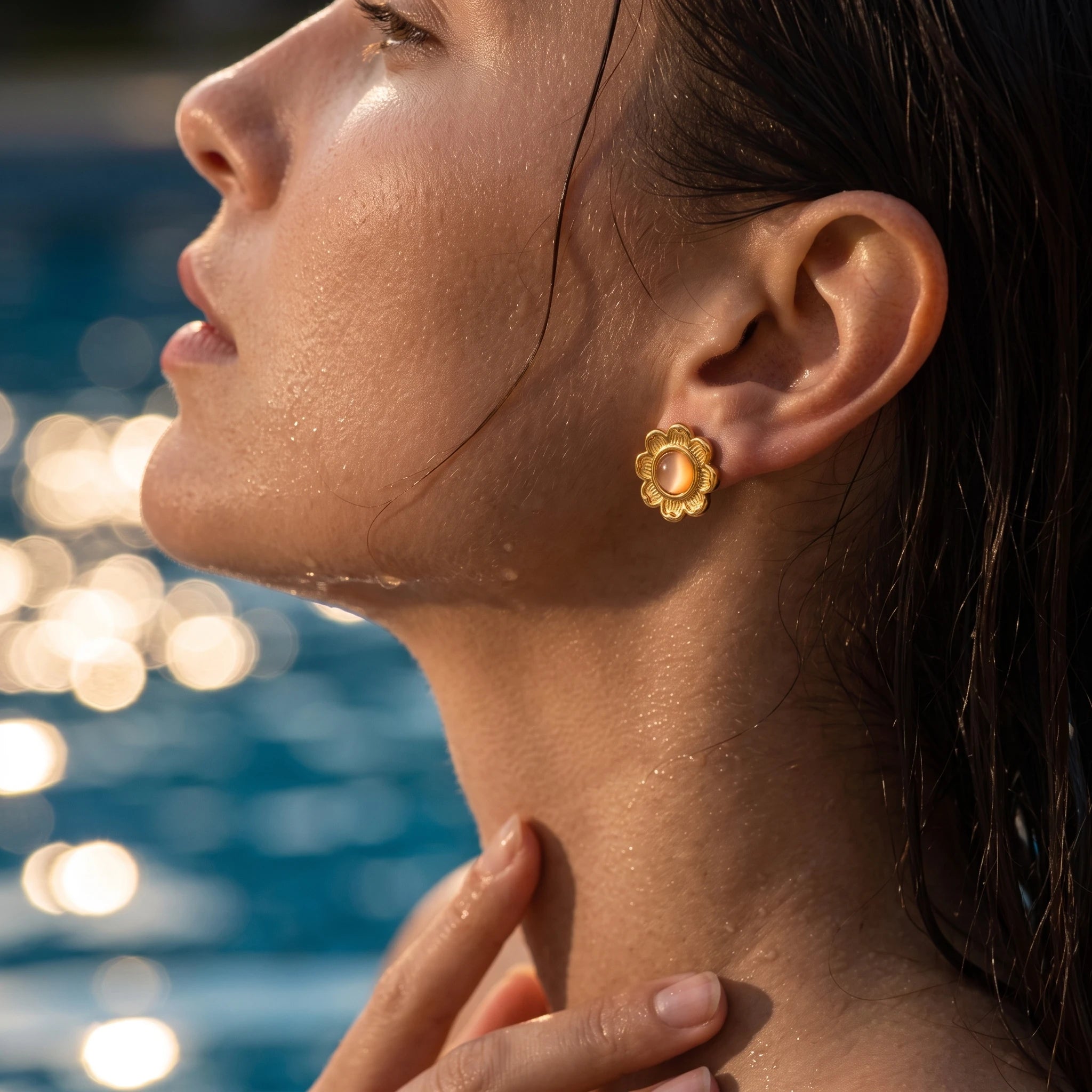 QIAOREN 13267 Gold Tone Daisy Flower Stud Earrings Inlaid Round Pink Cat Eye Stone Sunflower Shape Pin Studs Warm Retro Gentle