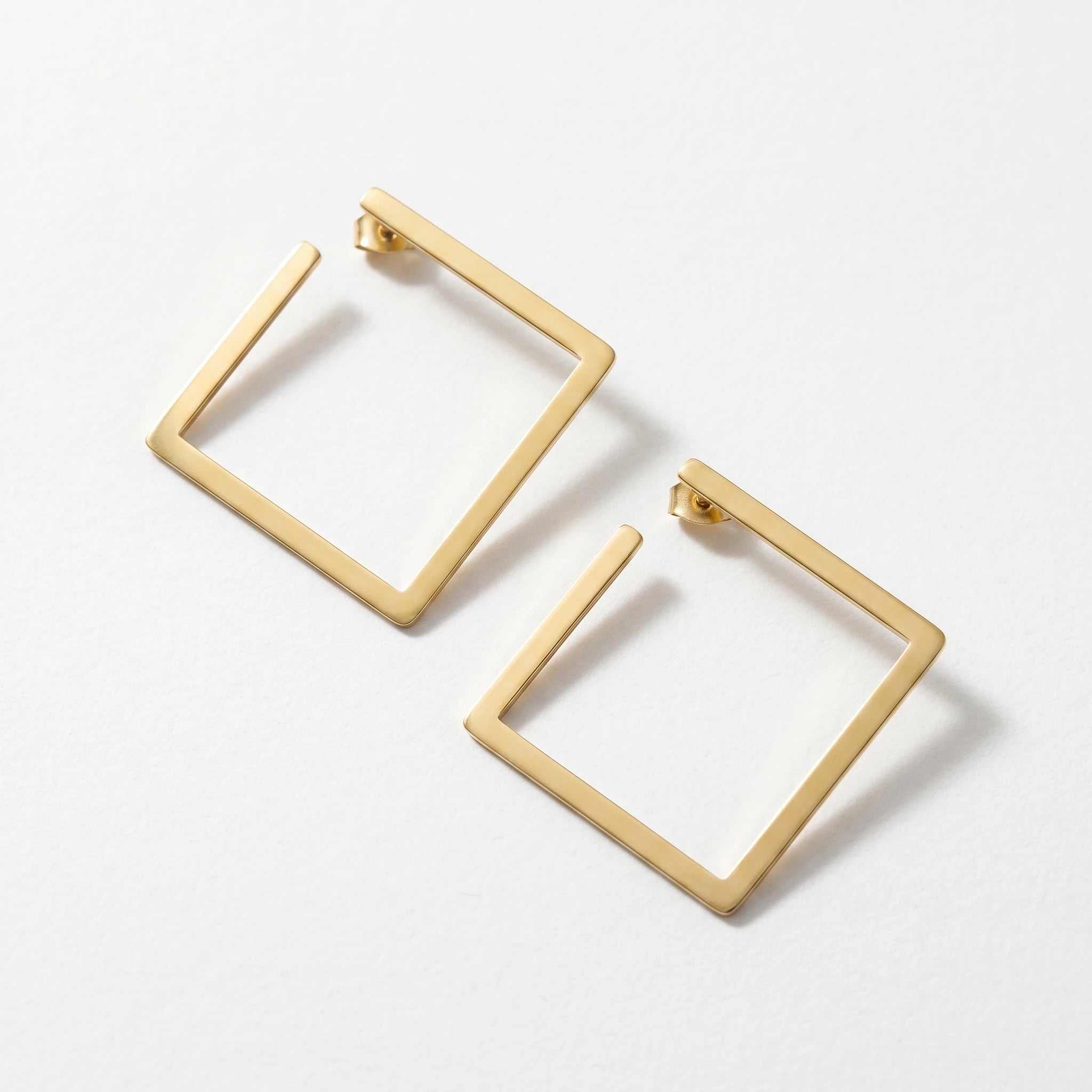QIAOREN 11196 Geometric Hollow Square Earrings Gold Stainless Steel Minimalist Statement Stud Earrings for Women