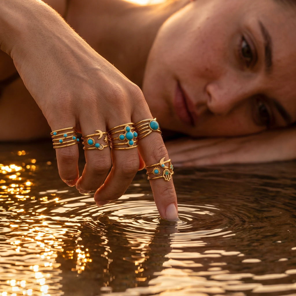QIAOREN 5Pcs Gold Stainless Steel Turquoise Open Ring Set Irregular Hammered Crown Adjustable Boho Stackable Rings