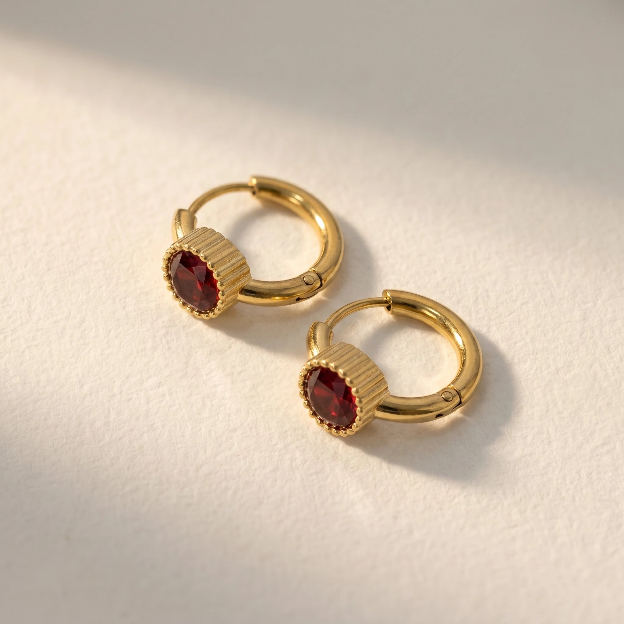 QIAOREN 12149-52 Mixed Color Round Zircon Stainless Steel Mini Huggie Hoops PVD Gold Trend Gift Earrings  for American Buyers