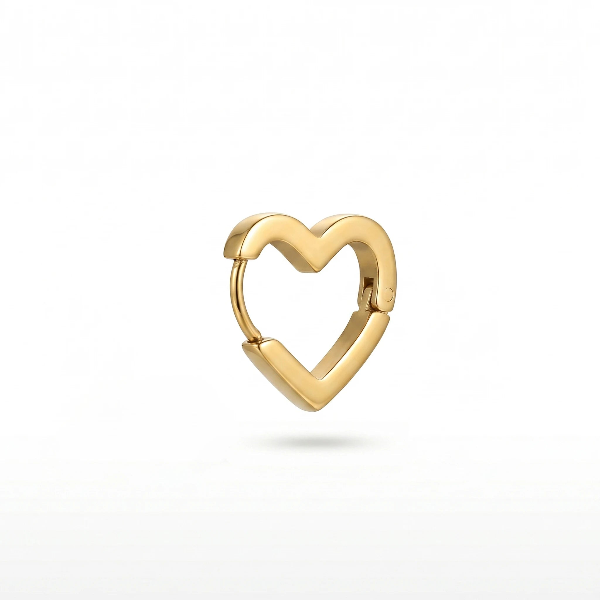 QIAOREN 12571 Wholesale Minimalist Heart Shape Ear Hoops Tarnish Resistant Stainless Steel Gold Huggie Earrings Sweet Love