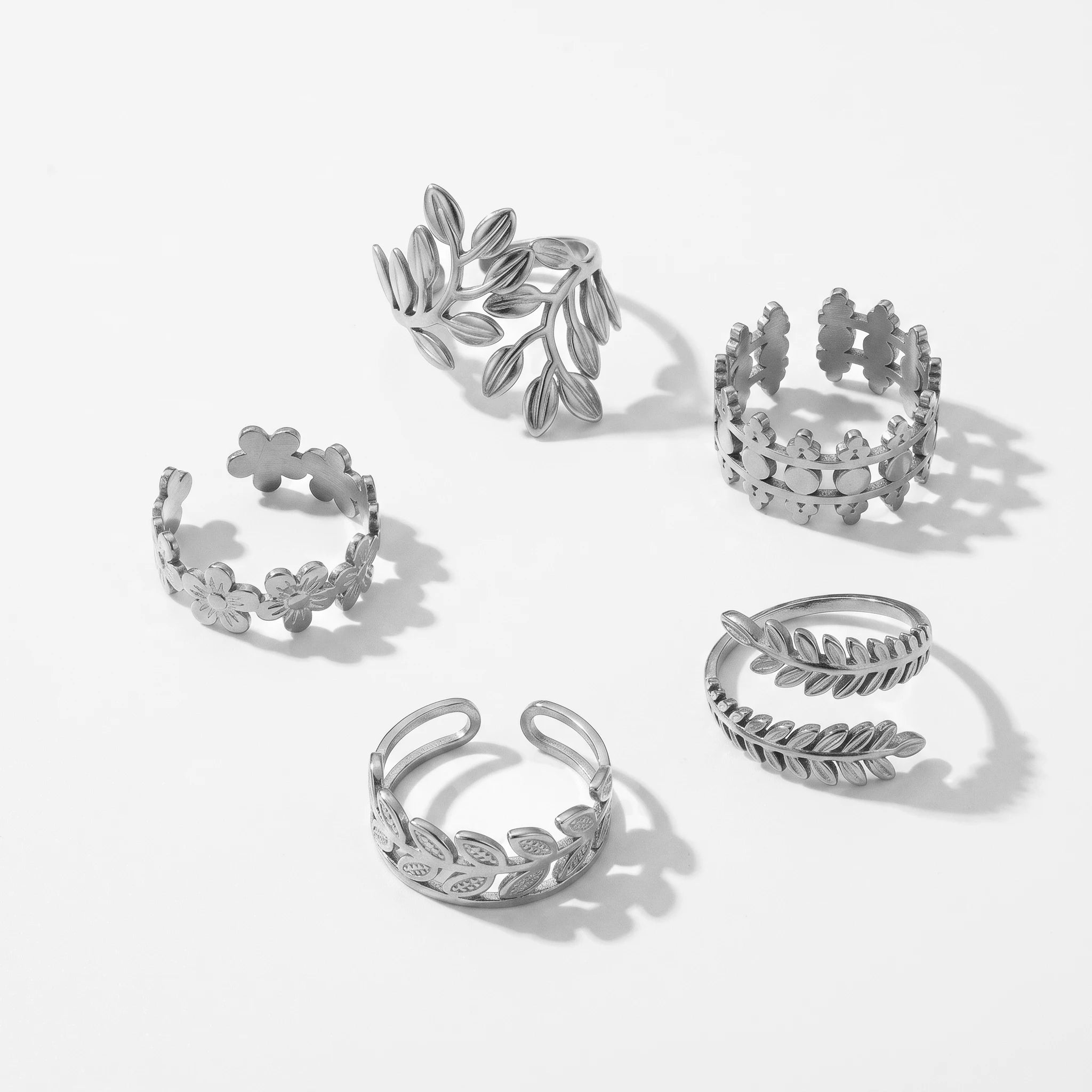 QIAOREN 5Pcs Boho Leaf Flower Gold Stainless Steel Rings Set Tarnish Free Adjustable Stackable Open Cuff Rings for Women