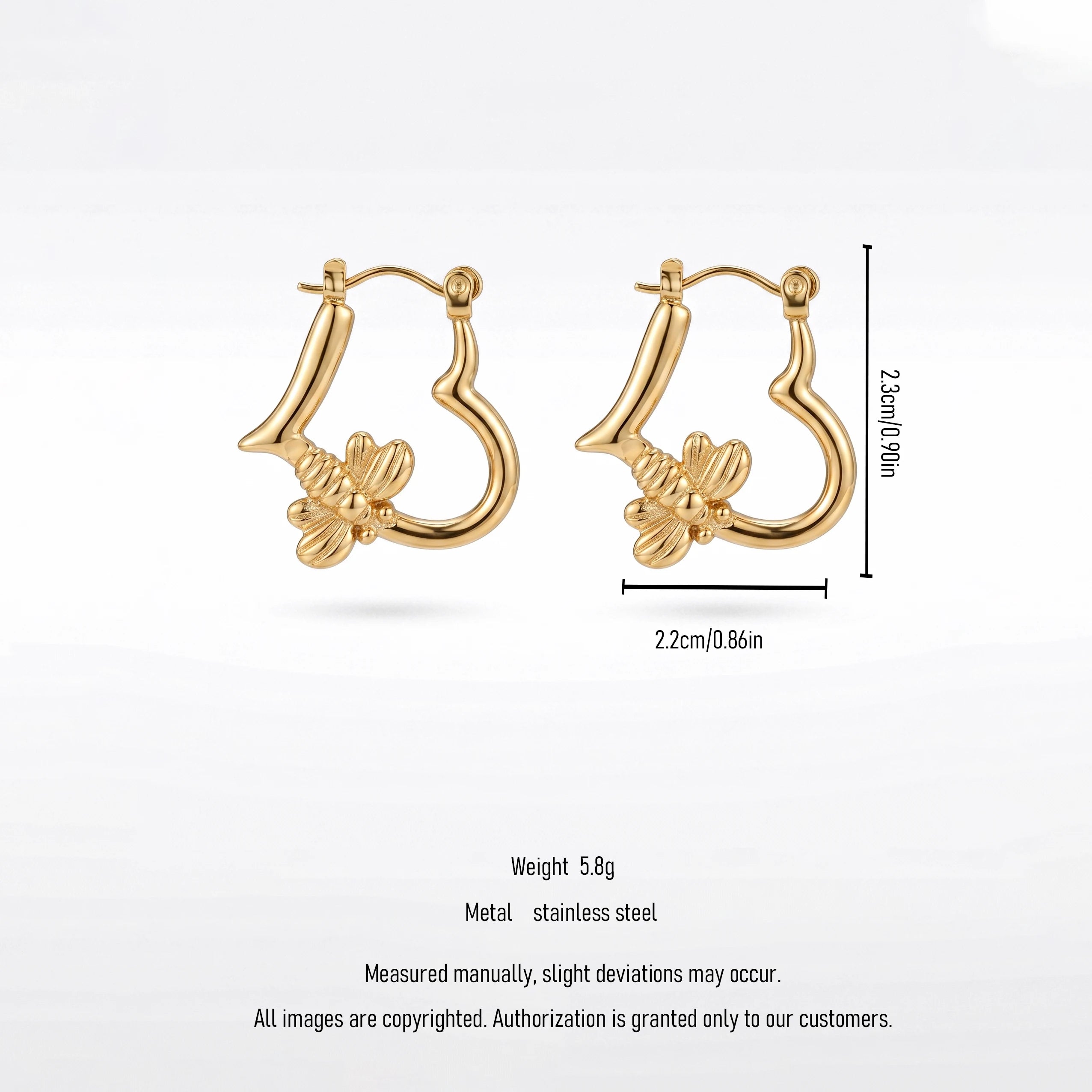 QIAOREN 12541 Sweet Bee Charm Hollow Heart Huggie Hoops Stainless Steel 18K Gold Plated Trendy Click Earrings Daily Outfit