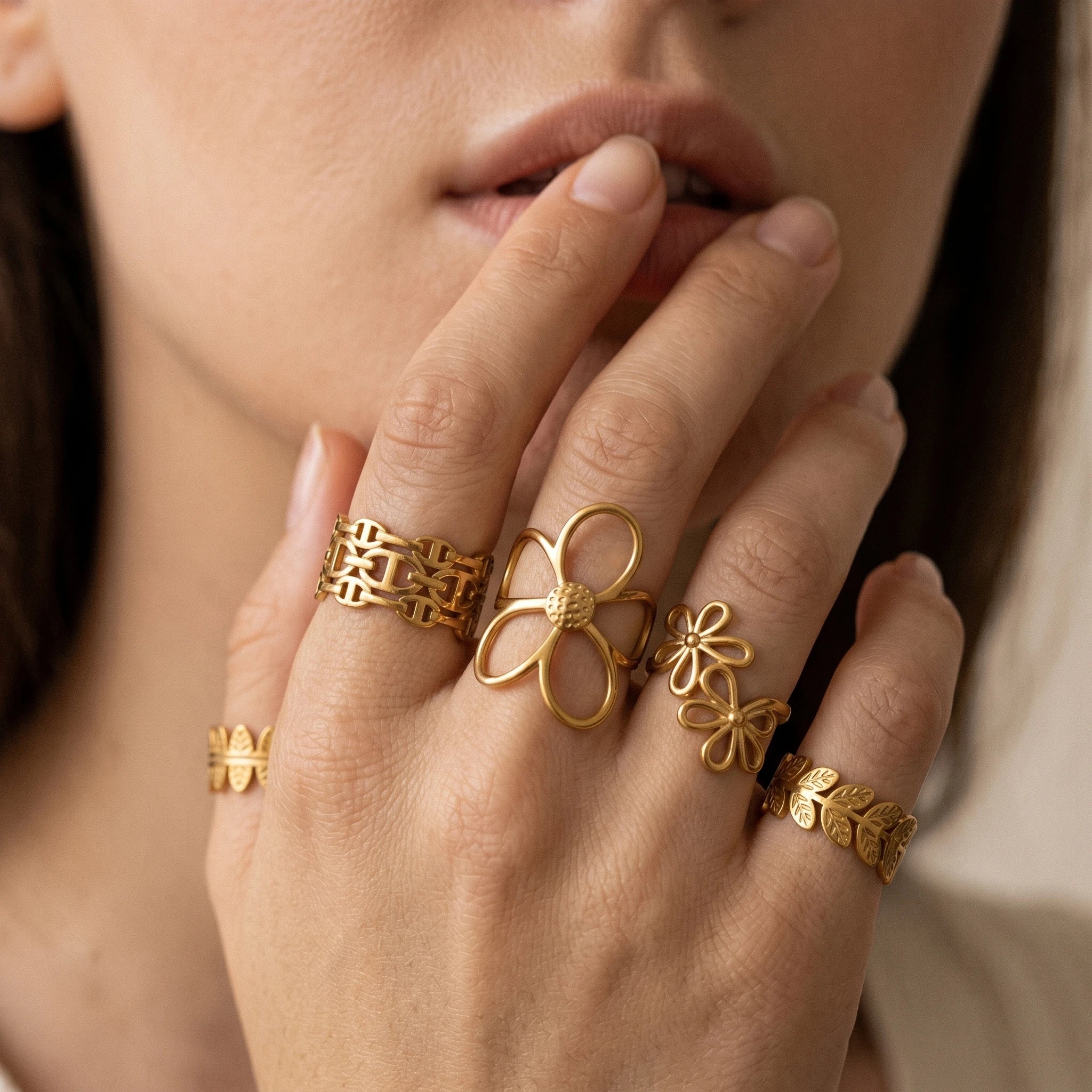 QIAOREN Stainless Steel PVD Gold Adjustable Open Rings Mixed Flower Leaf Geometric Hollow Stack Finger Jewelry For Women