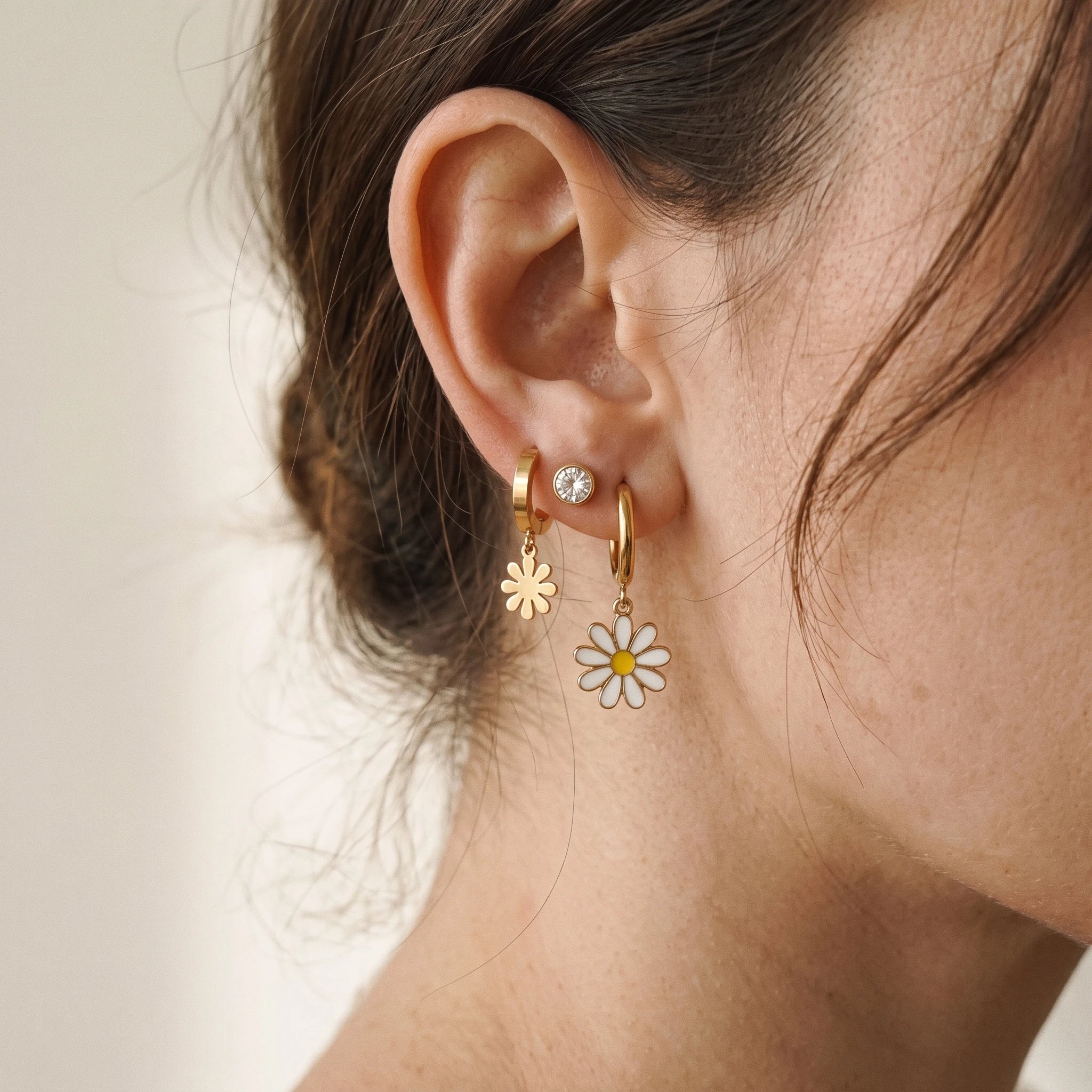 QIAOREN 14488 Daisy Tassel Stainless Steel Enamel Flower Drop Earring Pack, Gold Multi-style Huggie Hoops Stud Earrings