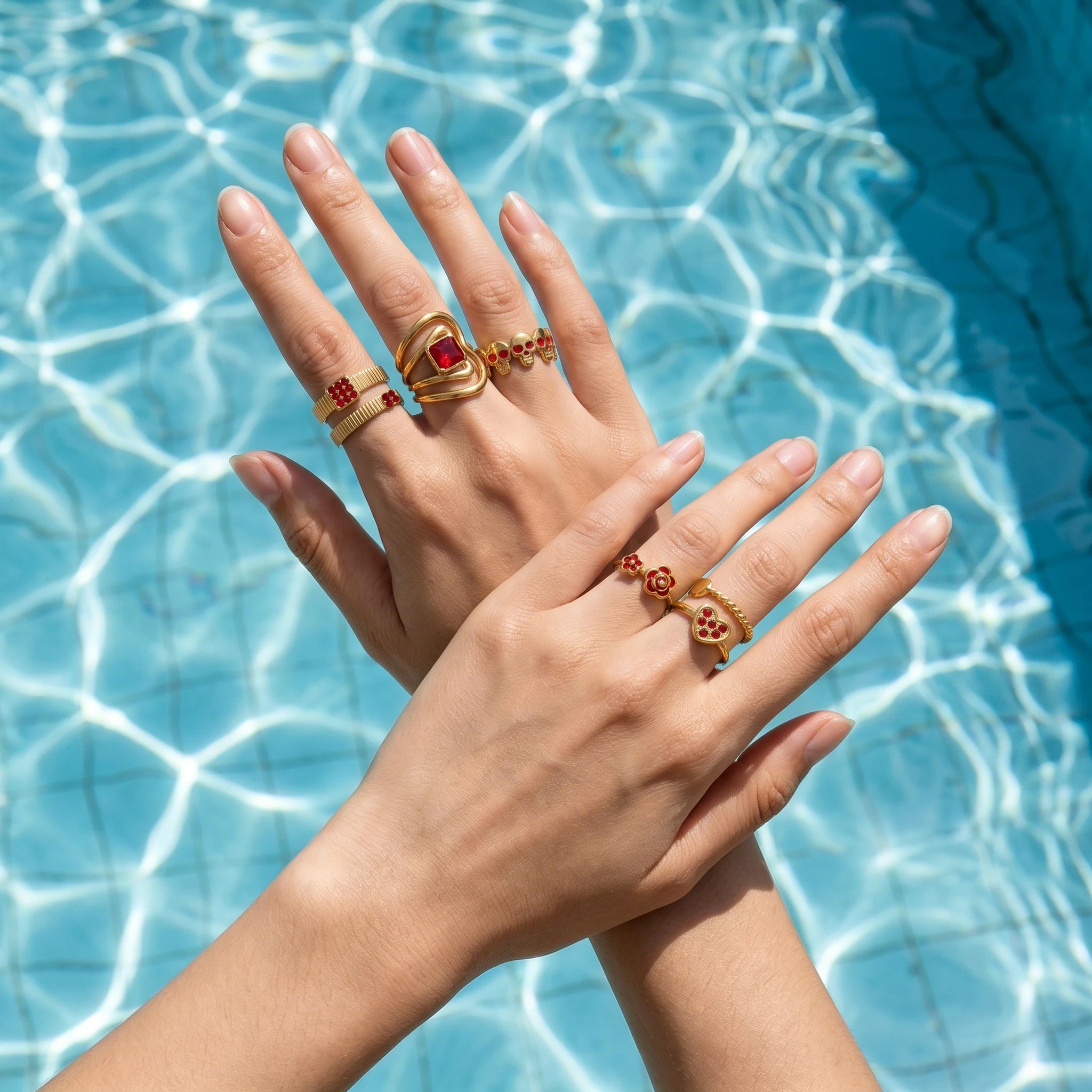 QIAOREN 13176-80 5Pcs Gold Stainless Steel Turquoise Open Ring Set Irregular Hammered Crown Adjustable Boho Stackable Rings
