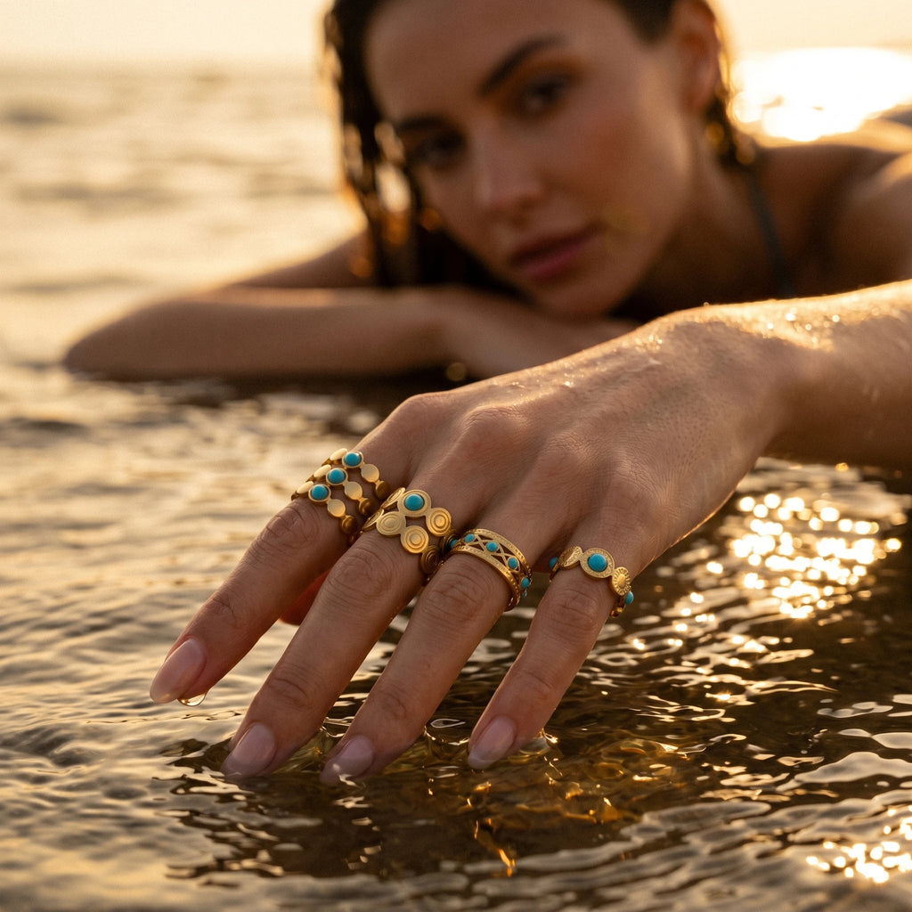QIAOREN 13181-85 5Pcs Gold Stainless Steel Turquoise Open Ring Set Irregular Hammered Crown Adjustable Boho Stackable Rings