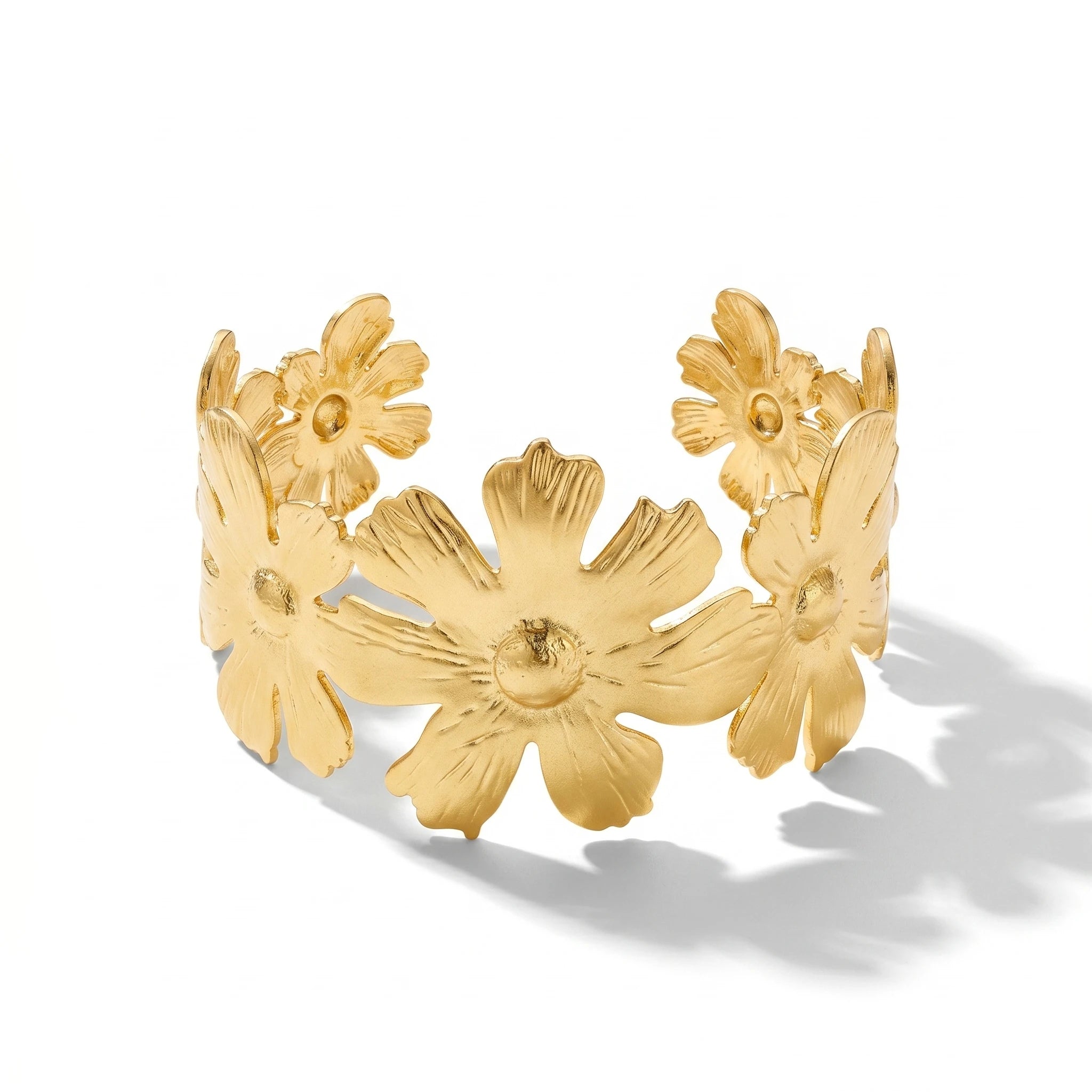 QIAOREN 12699Boho Irregular Big Small Flower Open Gold Bangle Hypoallergenic Stainless Steel Floral Stackable Bracelet Wholesale