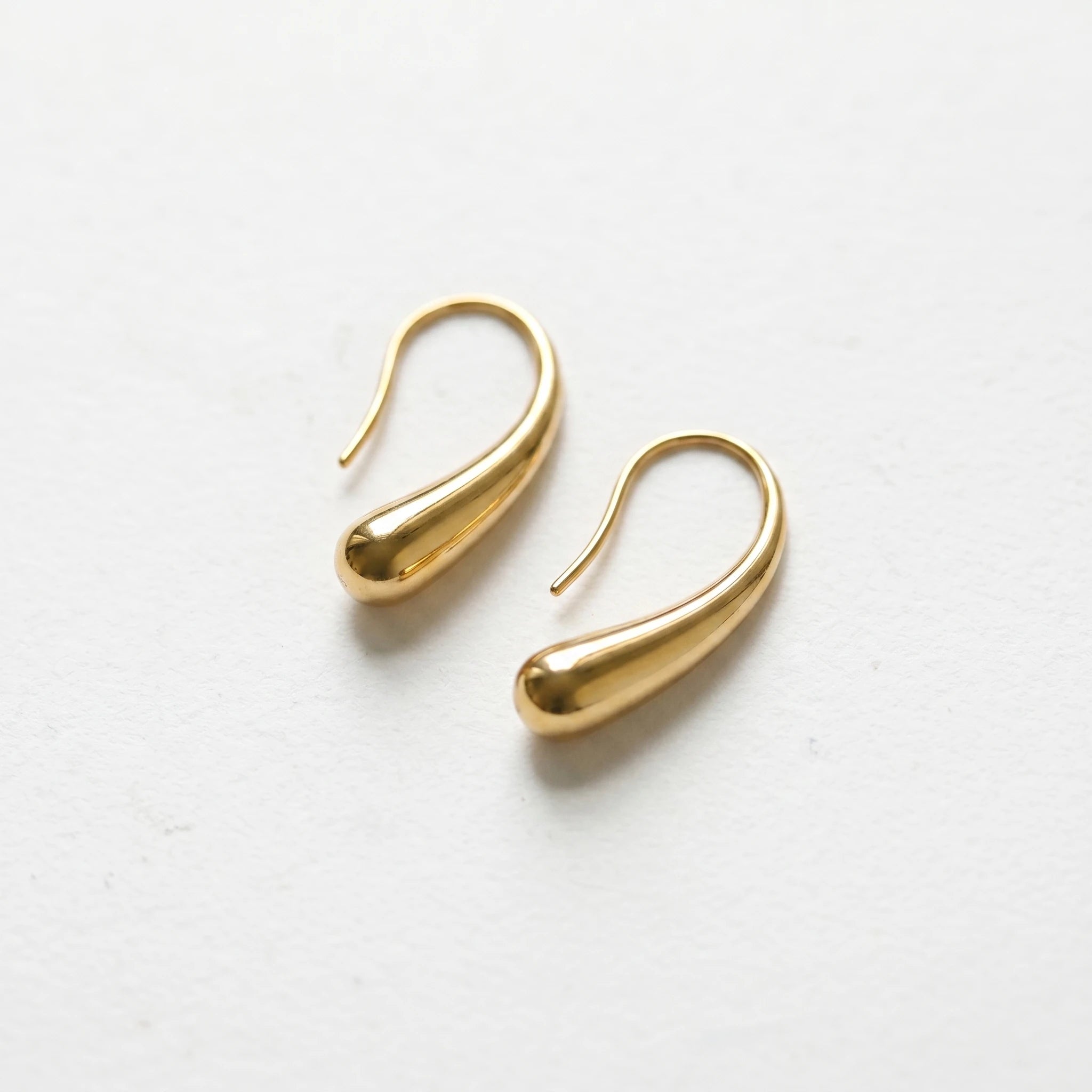 QIAOREN 12510 Tarnish Free Waterproof Teardrop Earrings Gold Stainless Steel  Earrings Women US EU