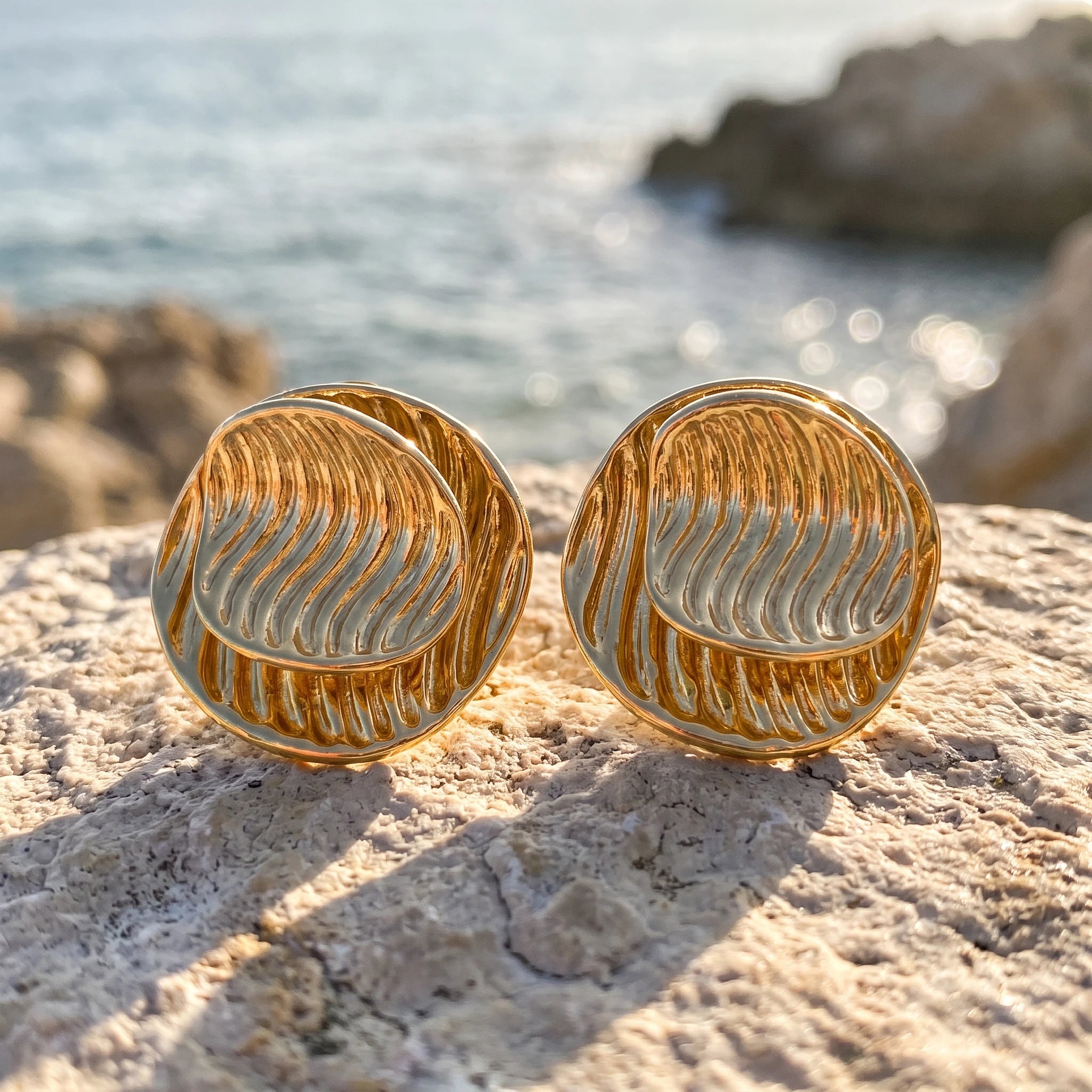 QIAOREN 14552 Double Layer Wavy Ridged Disc Stud Earrings, Textured Stacked Gold Tone Sculptural Earrings