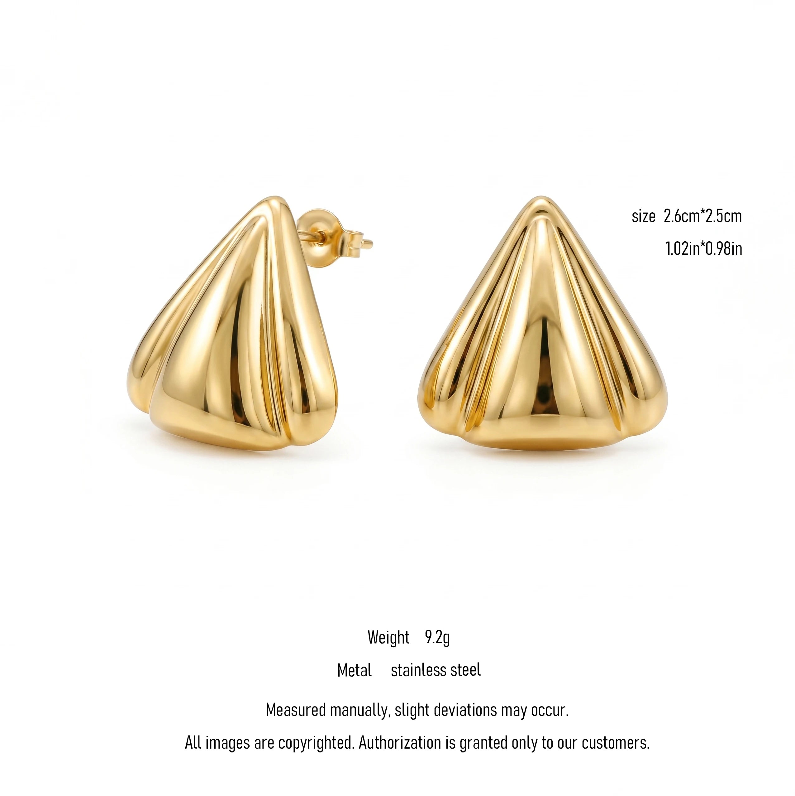 QIAOREN 10939 Sculptural Shell Stud Earrings 18K Gold Plated Stainless Steel Women's Geometric Contemporary Minimalist
