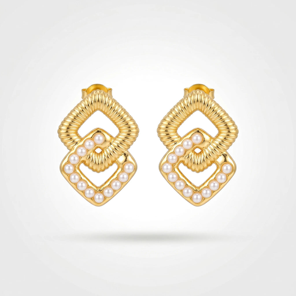 QIAOREN 12435  Interlocking Rhombus Pearl Earrings Gold Stainless Steel Ribbed Textured Diamond Studs Women US EU