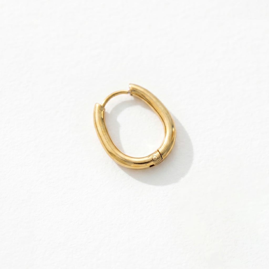 QIAOREN 12583 Smooth Thick Oval Huggie Hoop Earrings PVD 18K Gold Plated Stainless Steel Oval Ear Buckle for US European Women
