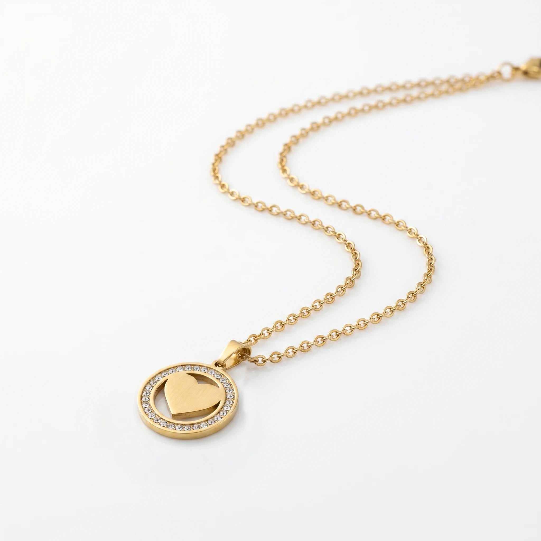QIAOREN11860 Trendy Sparkling CZ Pave Heart Circle Necklace Stainless Steel Gold Plated Halo Love Pendant Jewelry for Women US