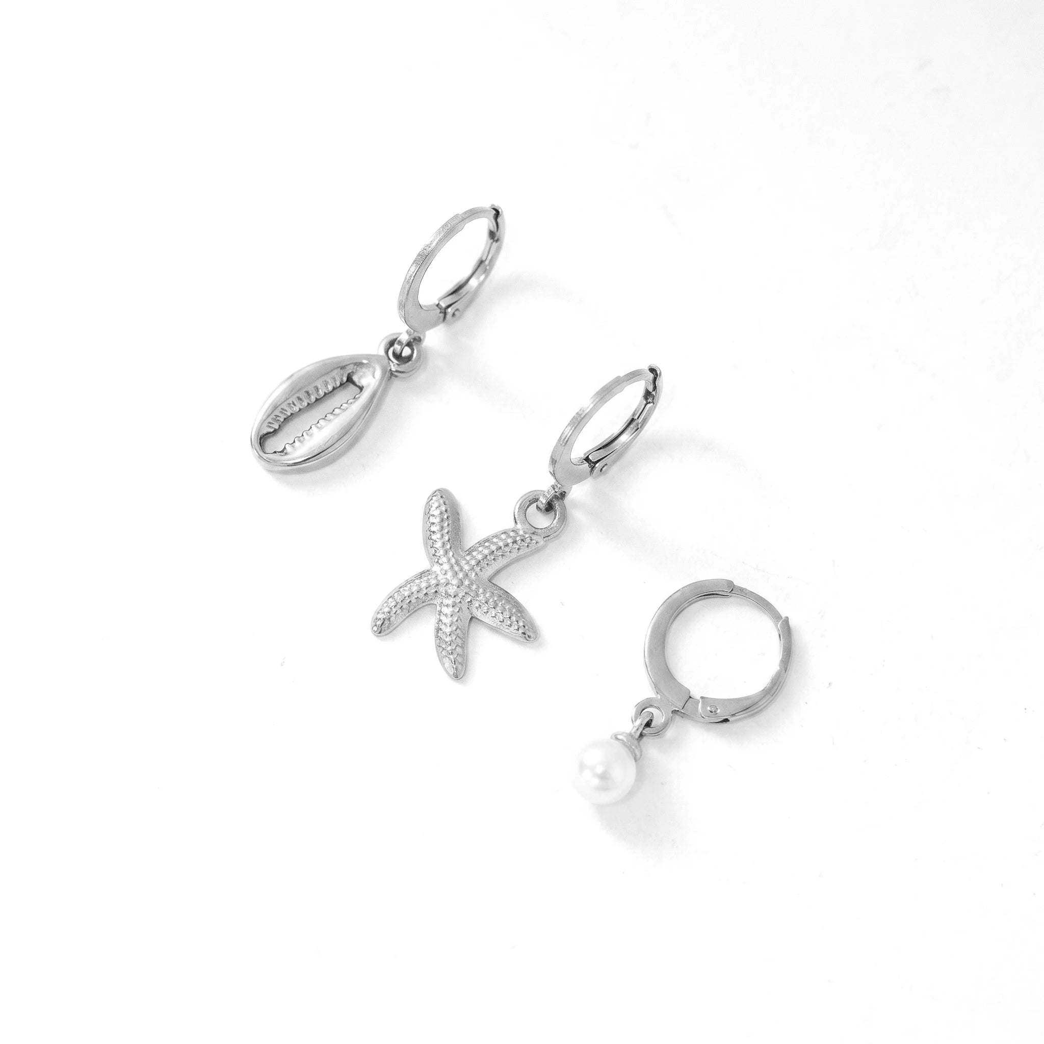 QIAOREN 11849 3Pcs Ocean Huggie Hoop Earrings Set Stainless Steel Gold Cowrie Shell Starfish Pearl Dangle Jewelry for Women US