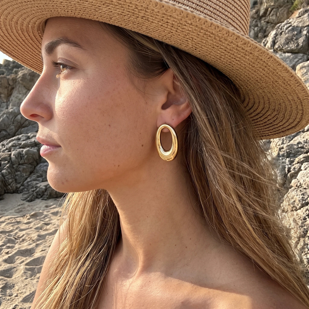 QIAOREN 14055 Polished Gold Chunky Oval Hollow Stud Earrings, Thick Tube Open Oval Hoop Ear Stud Jewelry Gift