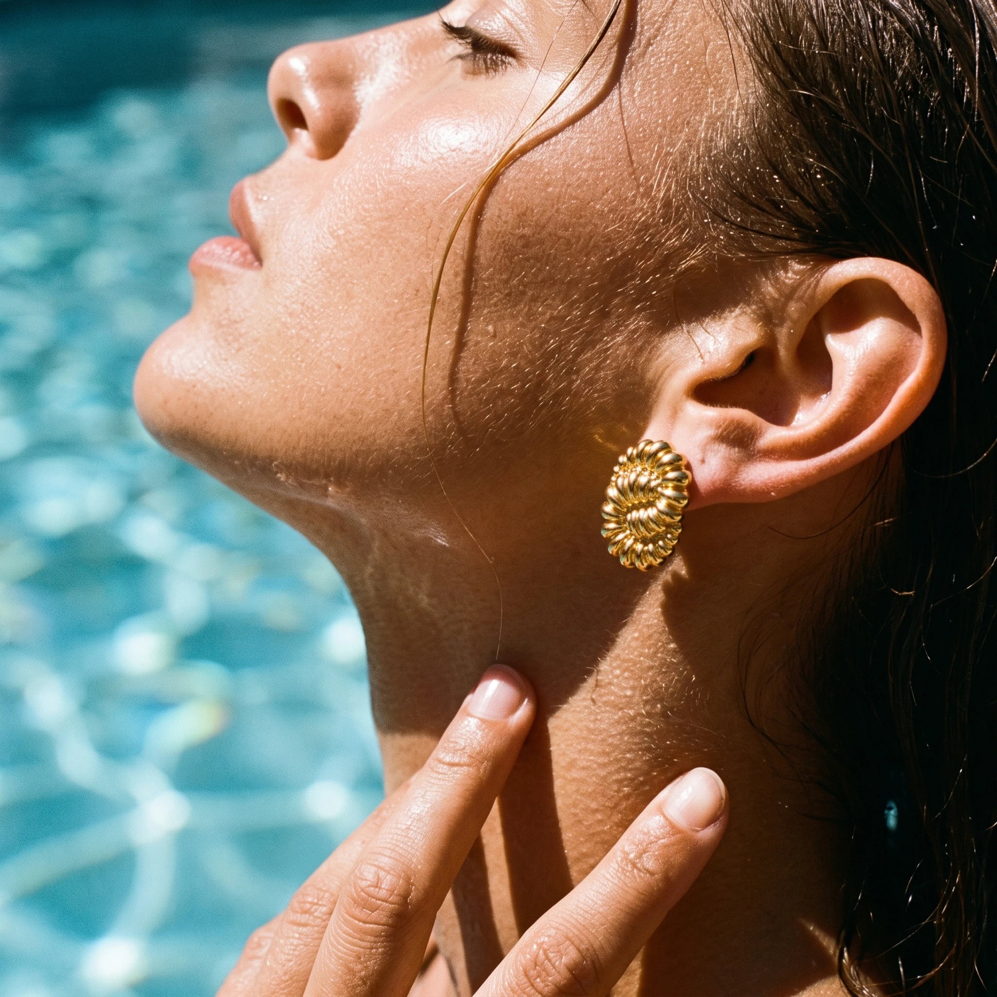 QIAOREN 13250 18K Gold PVD Plated Stainless Steel Bubble Cluster Stud Earrings 3D Puffy Beaded Oval Ear Studs