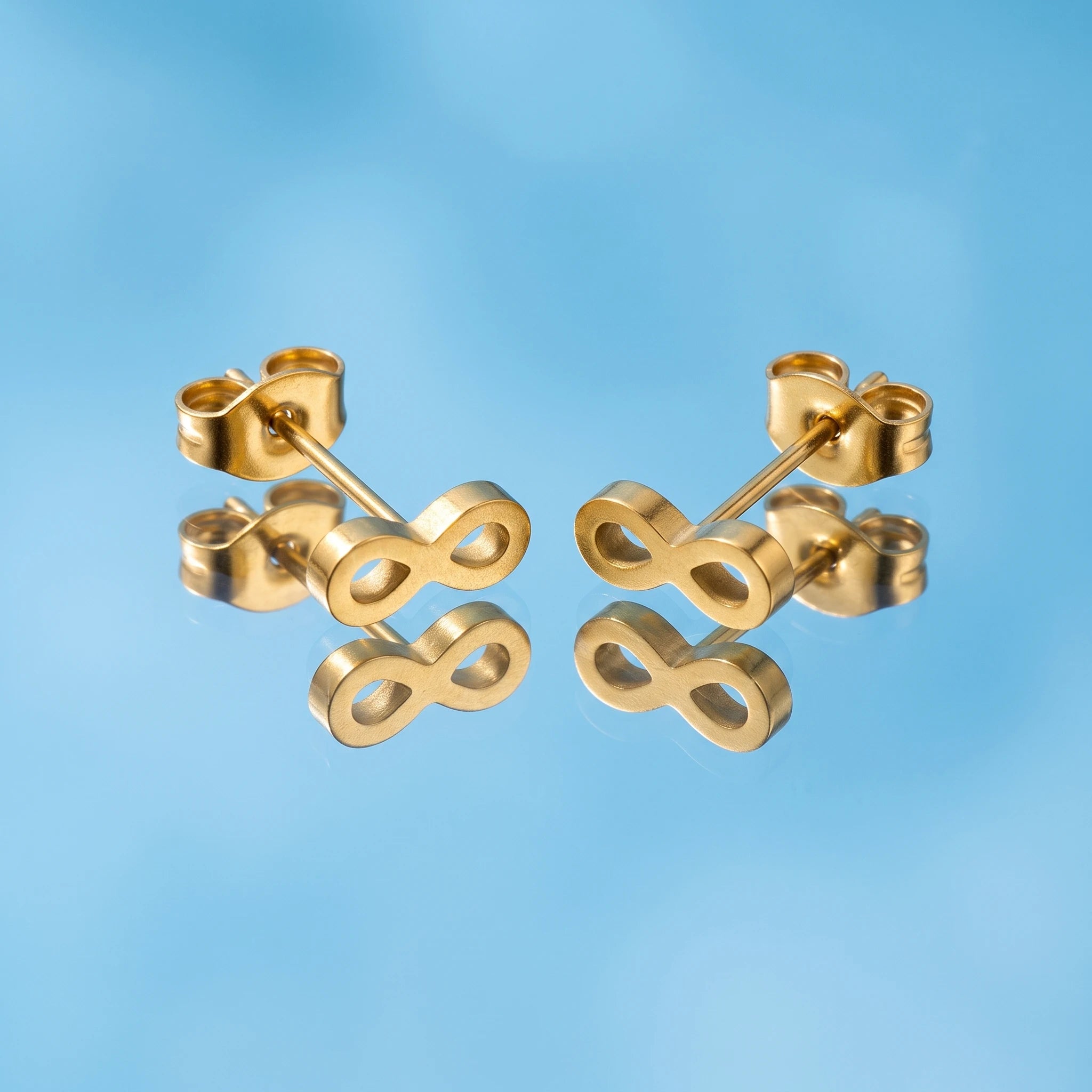 QIAOREN 14012 Solid Hollow Infinity Symbol Stud Earrings, Polished Gold Eternal Love Ear Stud Jewelry Gift