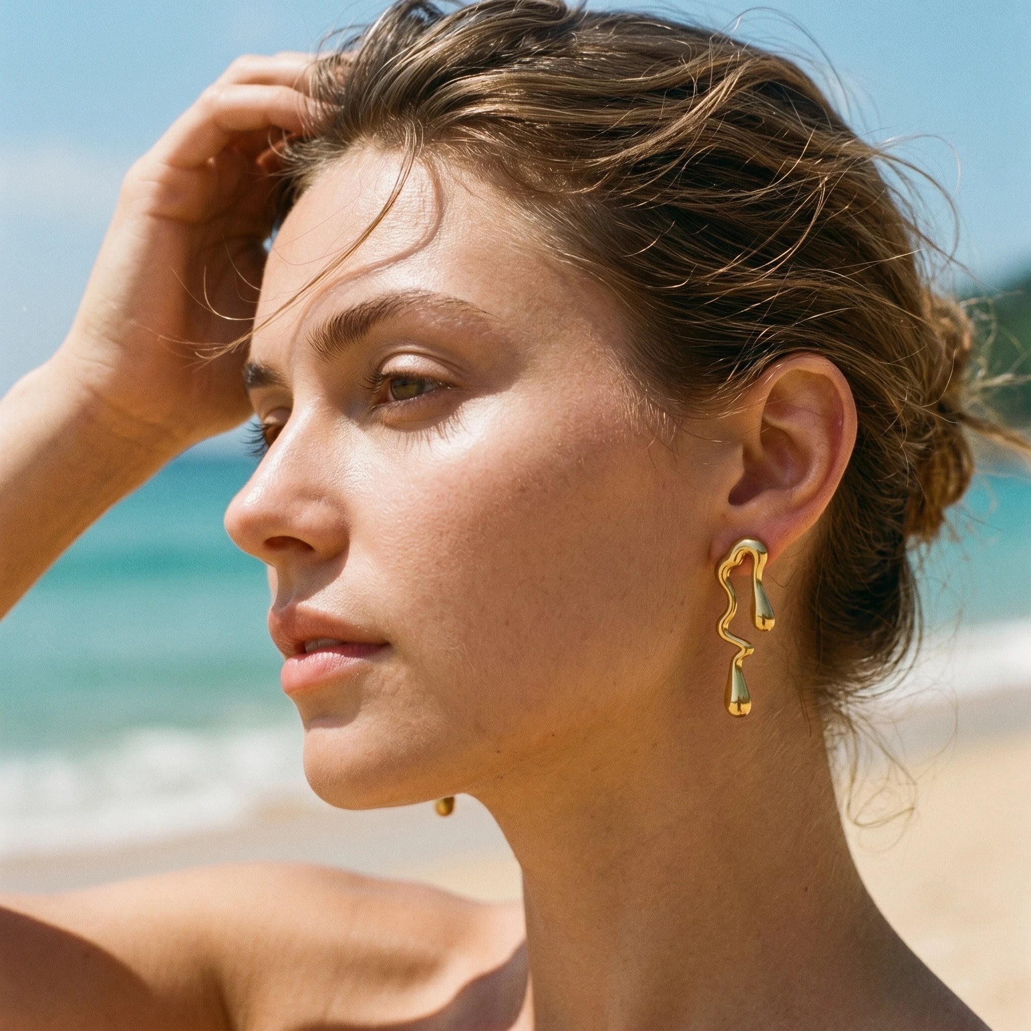 QIAOREN 10951 Modern Asymmetrical Teardrop Earrings, 18K Gold/Silver Plated Stainless Steel Artistic Statement Jewelry