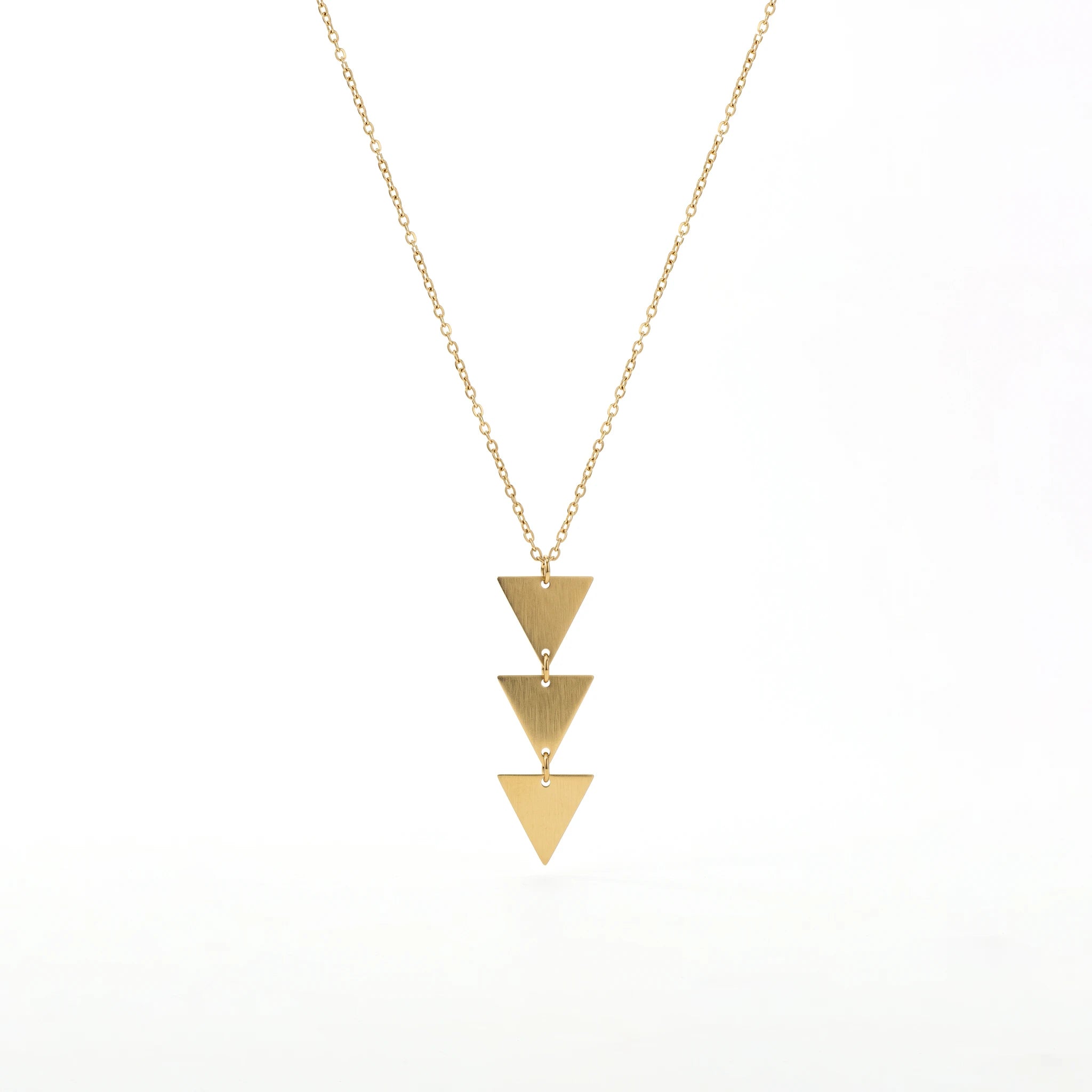 QIAOREN 11803 18K Gold Plated Stainless Steel Anti-Tarnish Hypoallergenic Stacked Triangle Drop Pendant Cable Chain Necklace