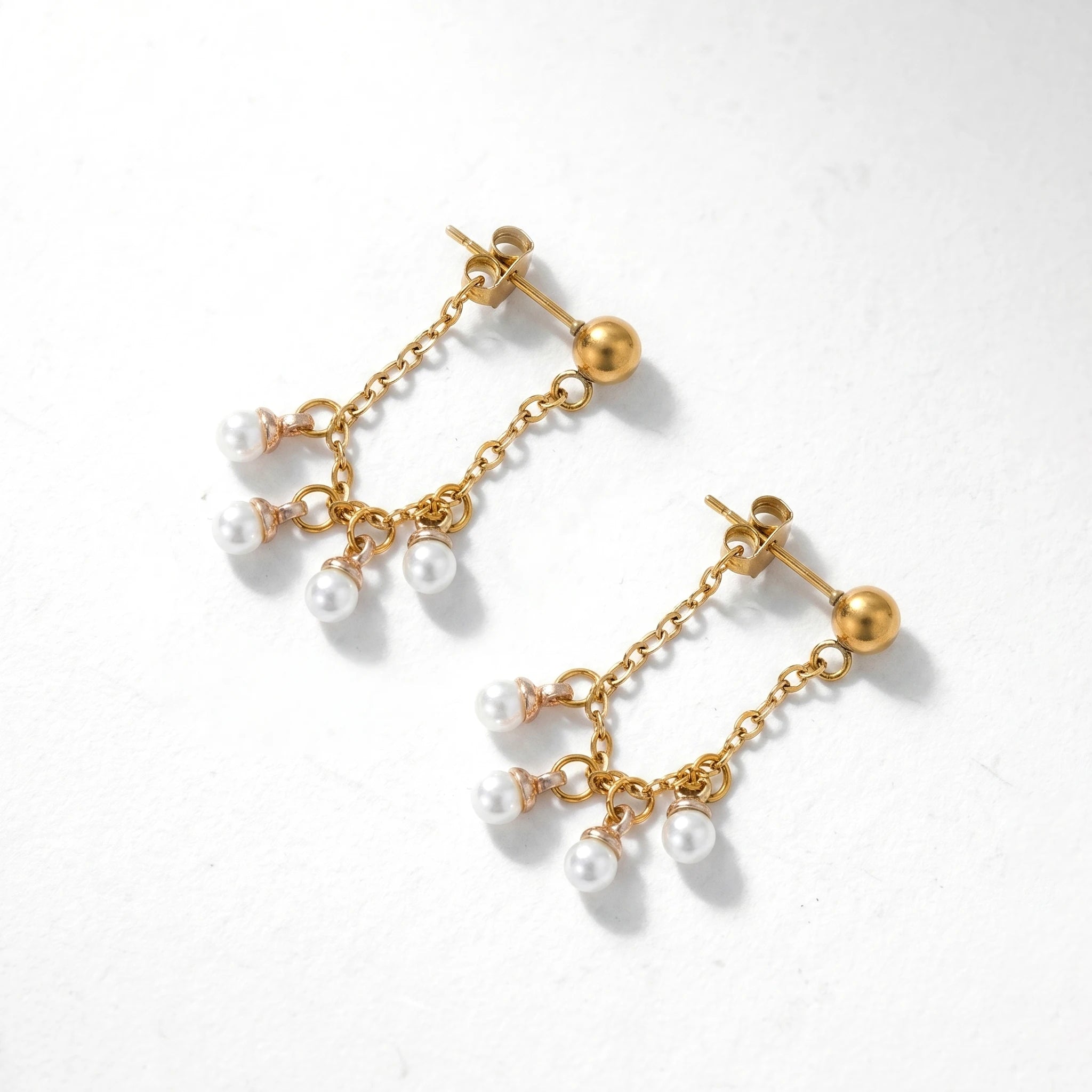 QIAOREN 11872 Trendy Multi-Pearl Cluster Chain Dangle Earrings Stainless Steel 18K Gold Plated Dainty Fringe Jewelry for Women