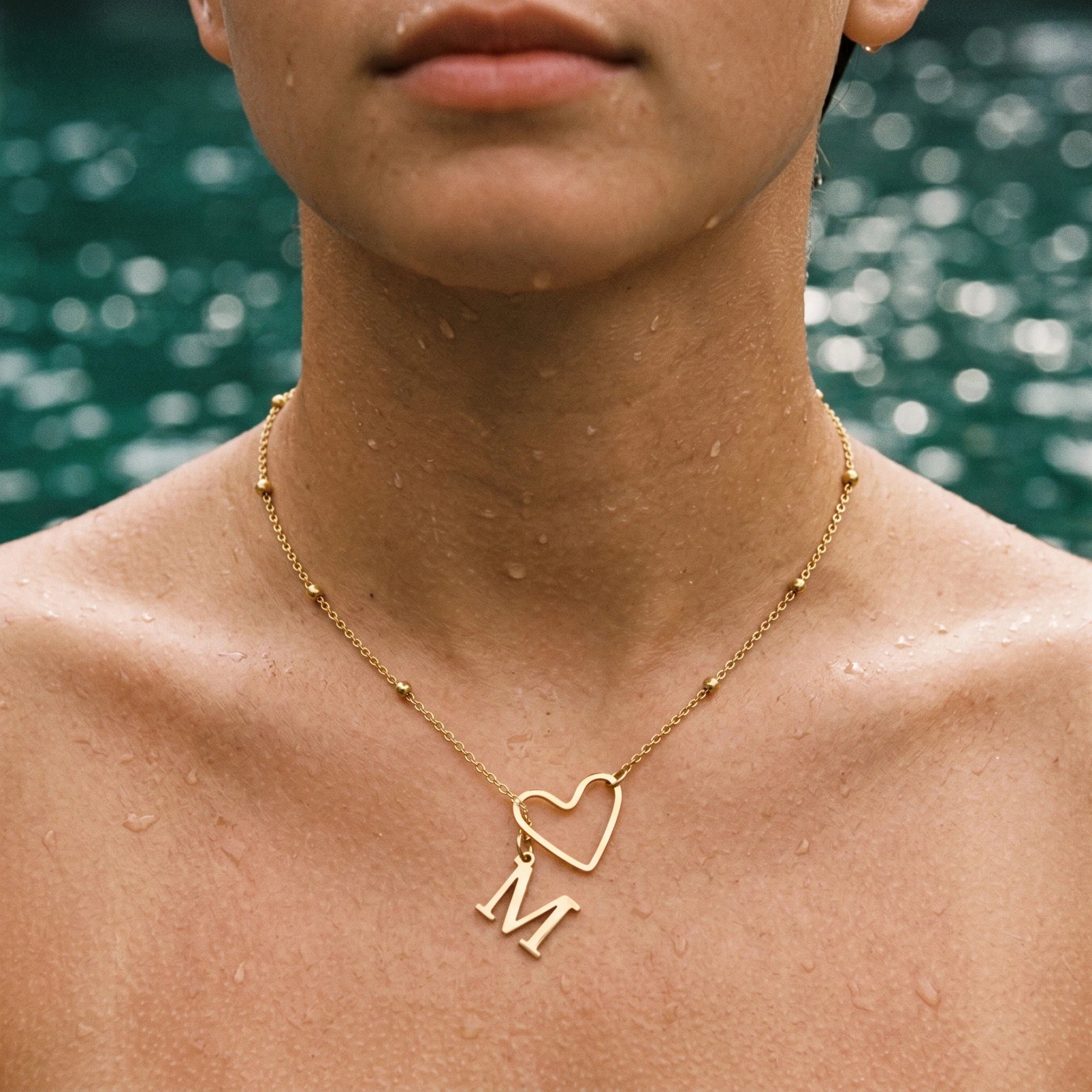 QIAOREN Wholesale A-Z 26 Letter Initial Necklace Stainless Steel Heart Alphabet Pendant Gold Silver Personalized Jewelry