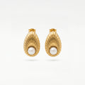 QIAOREN 12203 Gold Plated Stainless Steel Ribbed Seashell Pearl Stud Earrings