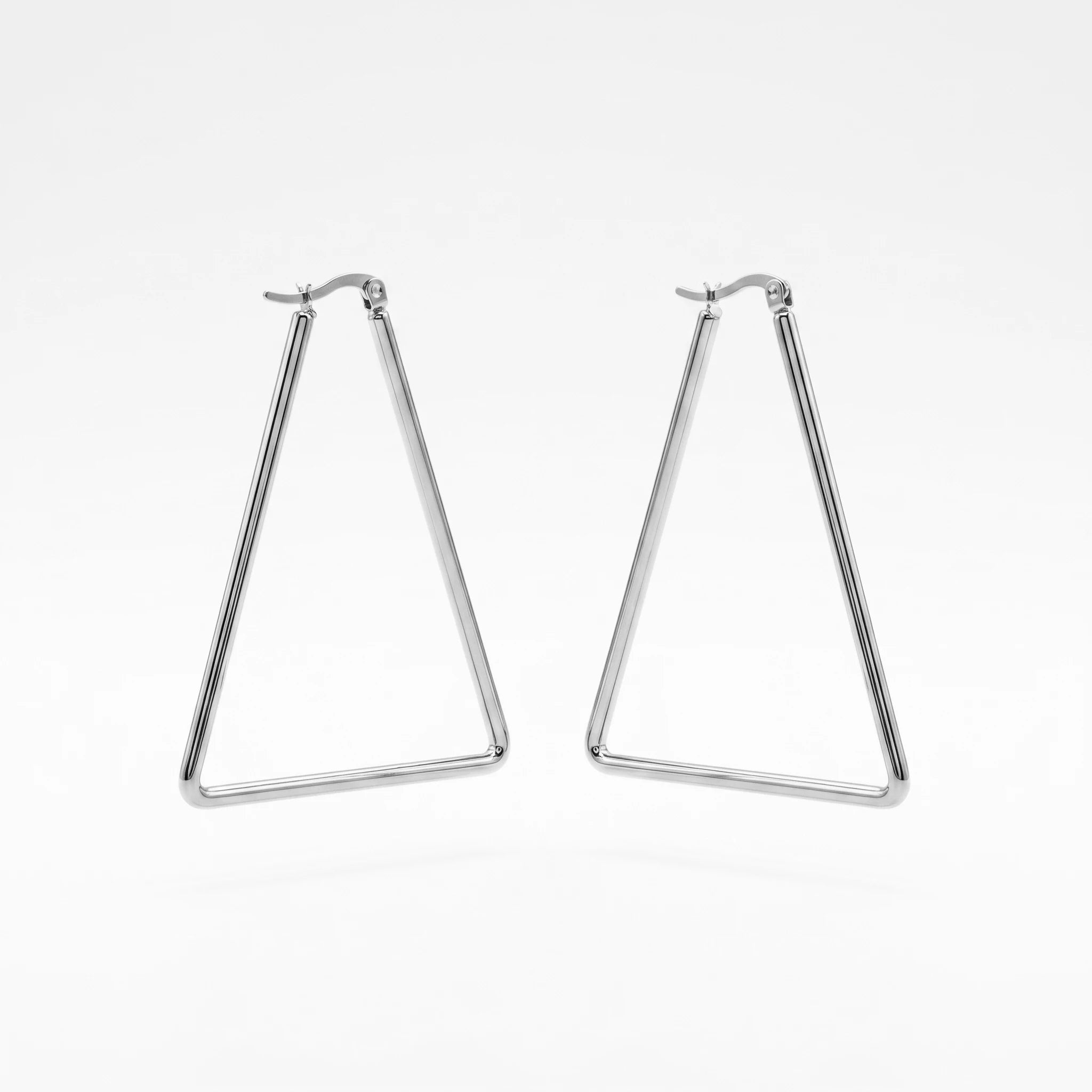 QIAOREN 12332 Waterproof Tarnish Free Triangle Hoop Earrings Gold Stainless Steel Sleek 3-Sided Triangular Latchback Hoops US EU