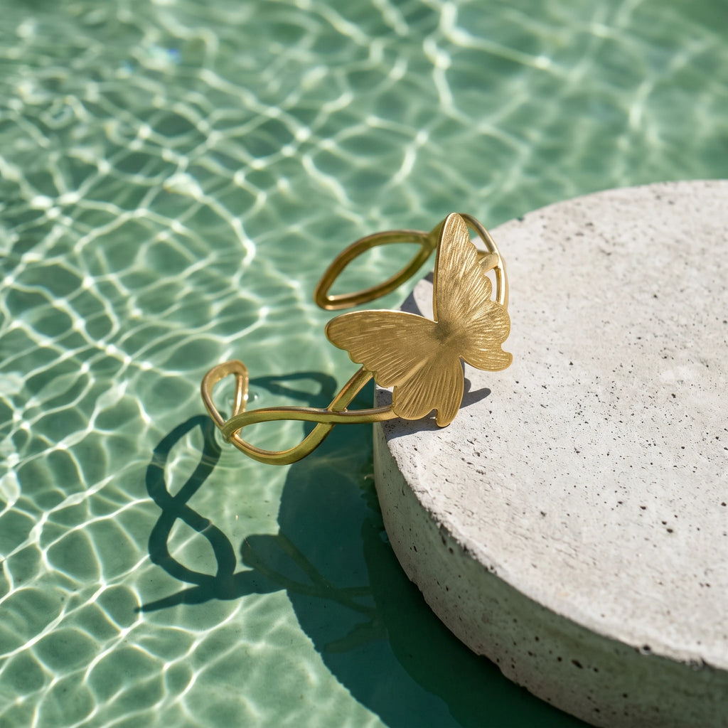 QIAOREN 14108 Stainless Steel Butterfly Open Cuff Bracelet Waterproof Hypoallergenic Jewelry OEM ODM