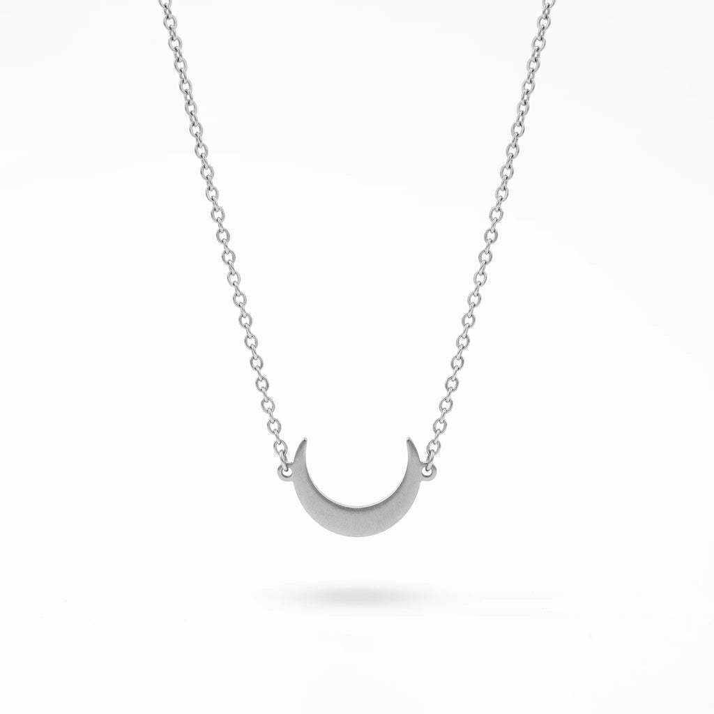 QIAOREN 11837 18K Gold Plated Stainless Steel Anti-Tarnish Hypoallergenic Matte Finish Crescent Moon Horizontal O Chain Necklace