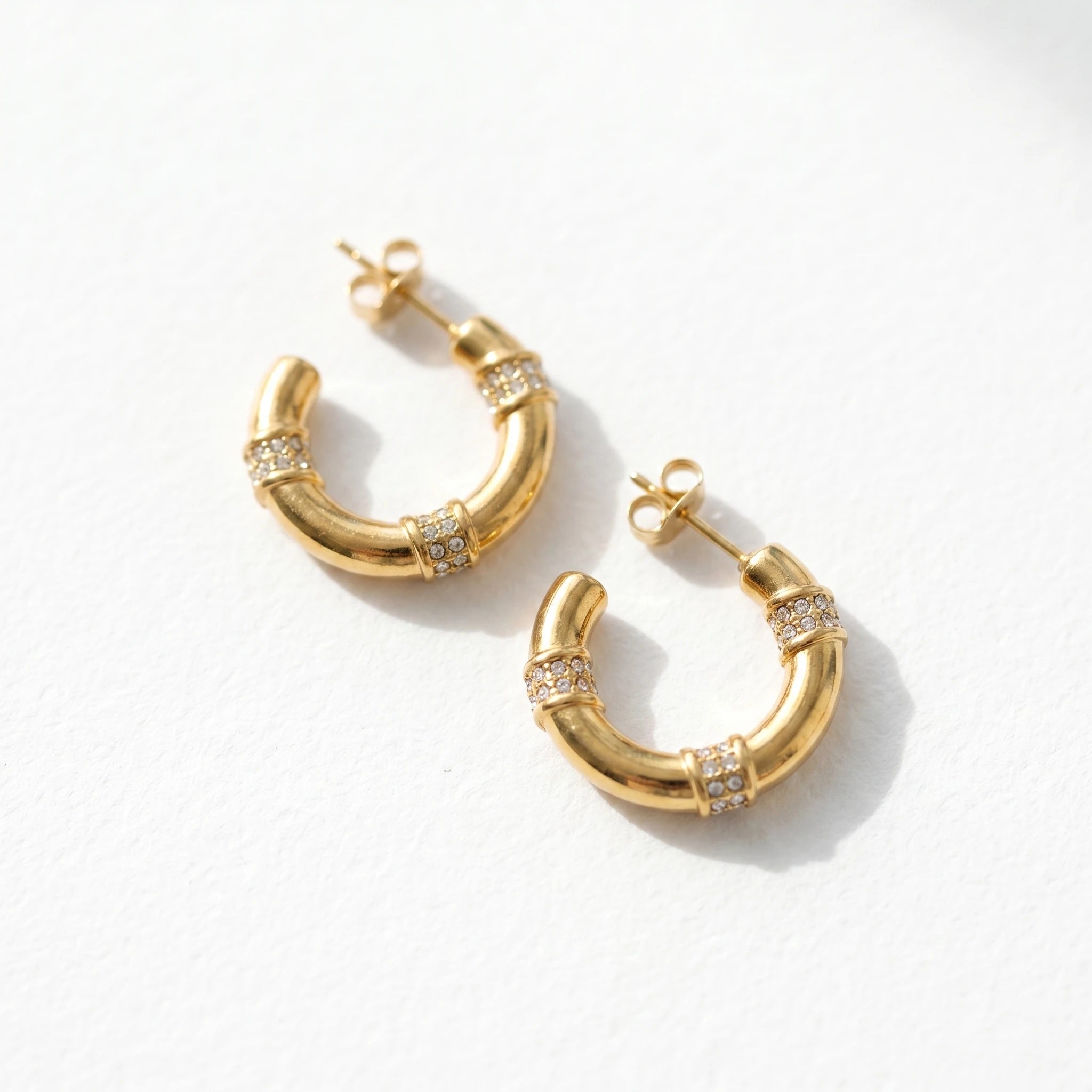 QIAOREN 12501  Segmented Hoop Earrings Gold Stainless Steel Micro Pave CZ Chunky C Hoops Women Statement US
