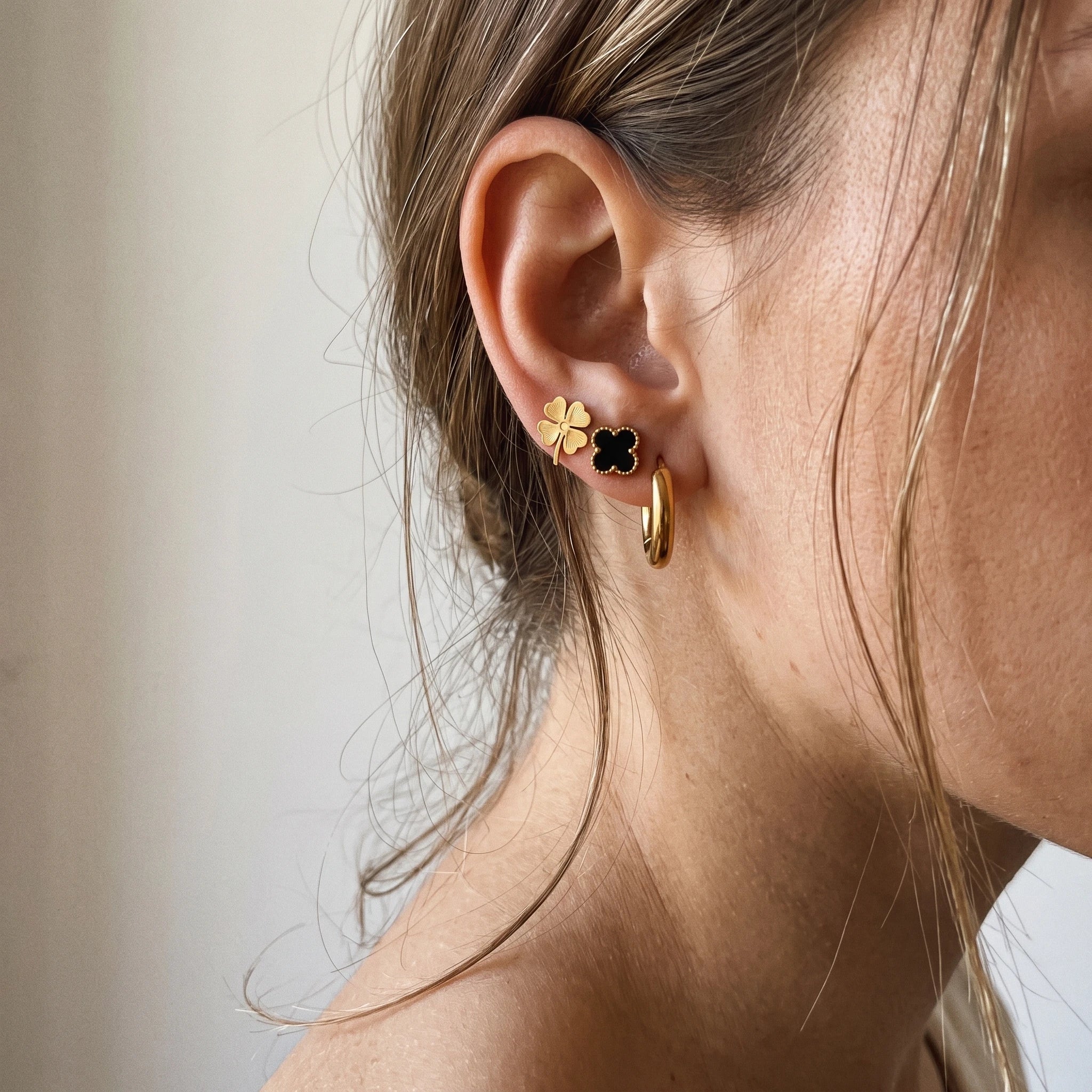 QIAOREN 14462 3 Pair Gold Stainless Steel Earrings Set, Textured Clover Studs, Black Enamel Clover Studs & Chunky Earrings