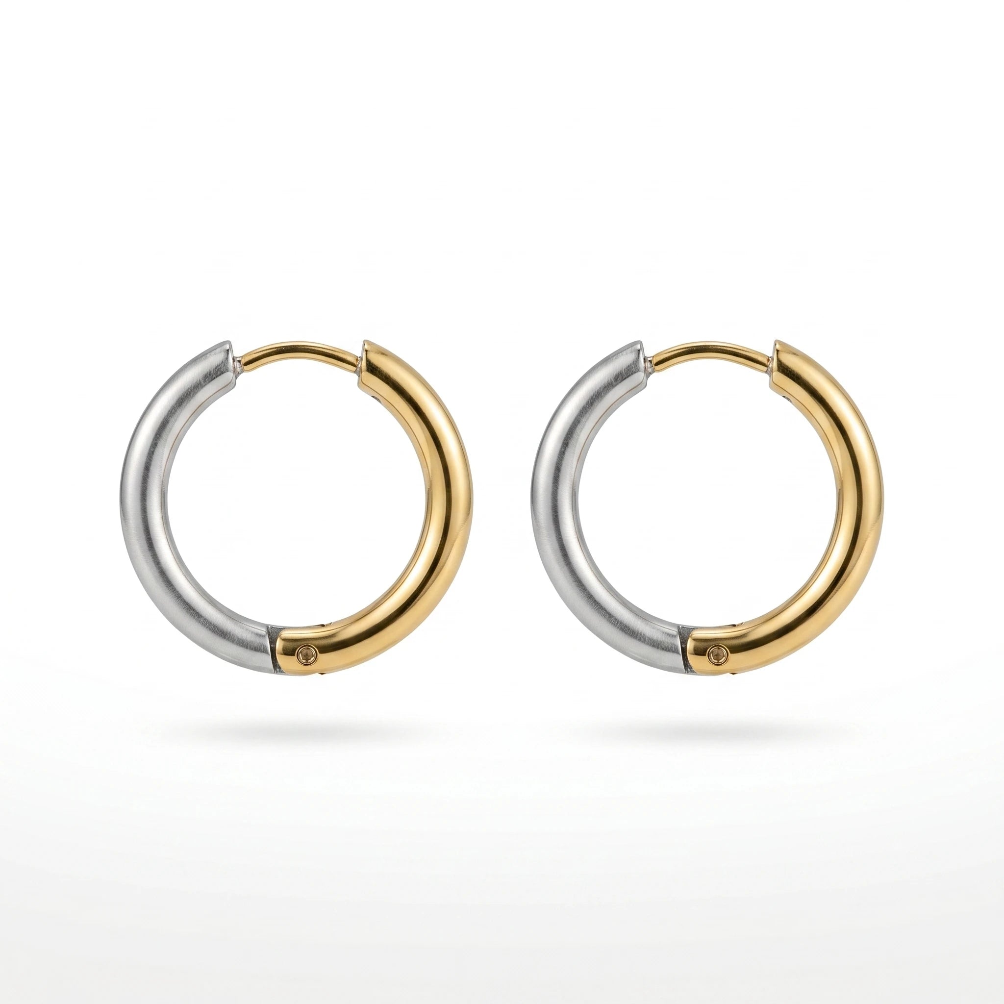 QIAOREN 12757 Trend Two Tone Split Circle Earrings Stainless Steel Silver Gold Chunky Huggie Hoop Stack Accessory