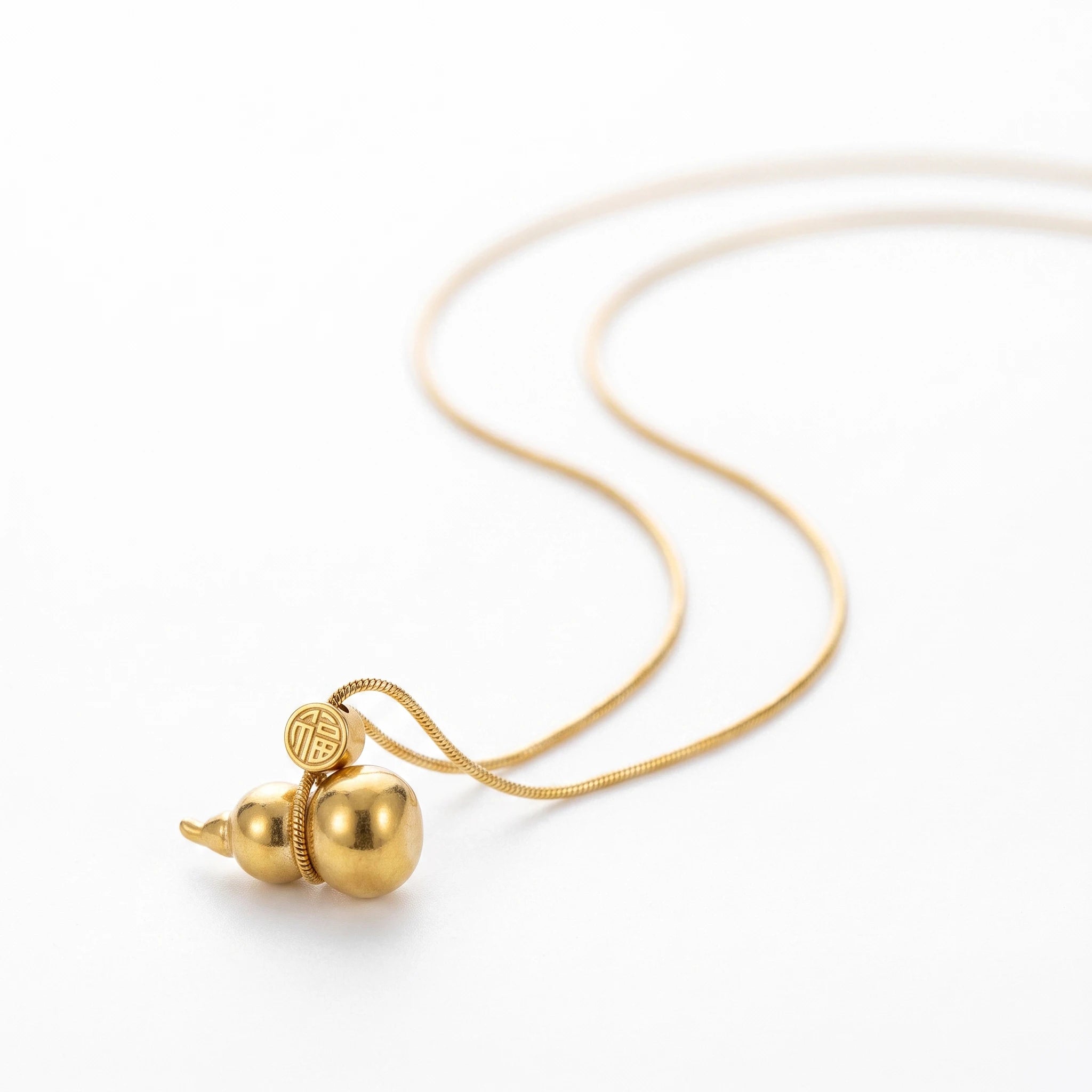 QIAOREN 13716 Snake Chain Pendant Necklace with Solid Gourd Charm Engraved Chinese Fu Character, Polished Gloss Gold