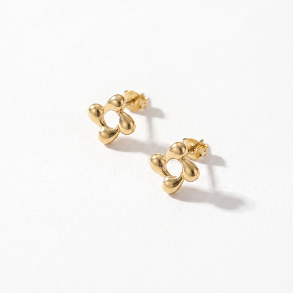 QIAOREN 13965-66 Stainless Steel Flower Stud Earrings Gold Floral Earrings Minimalist Dainty Jewelry for Women