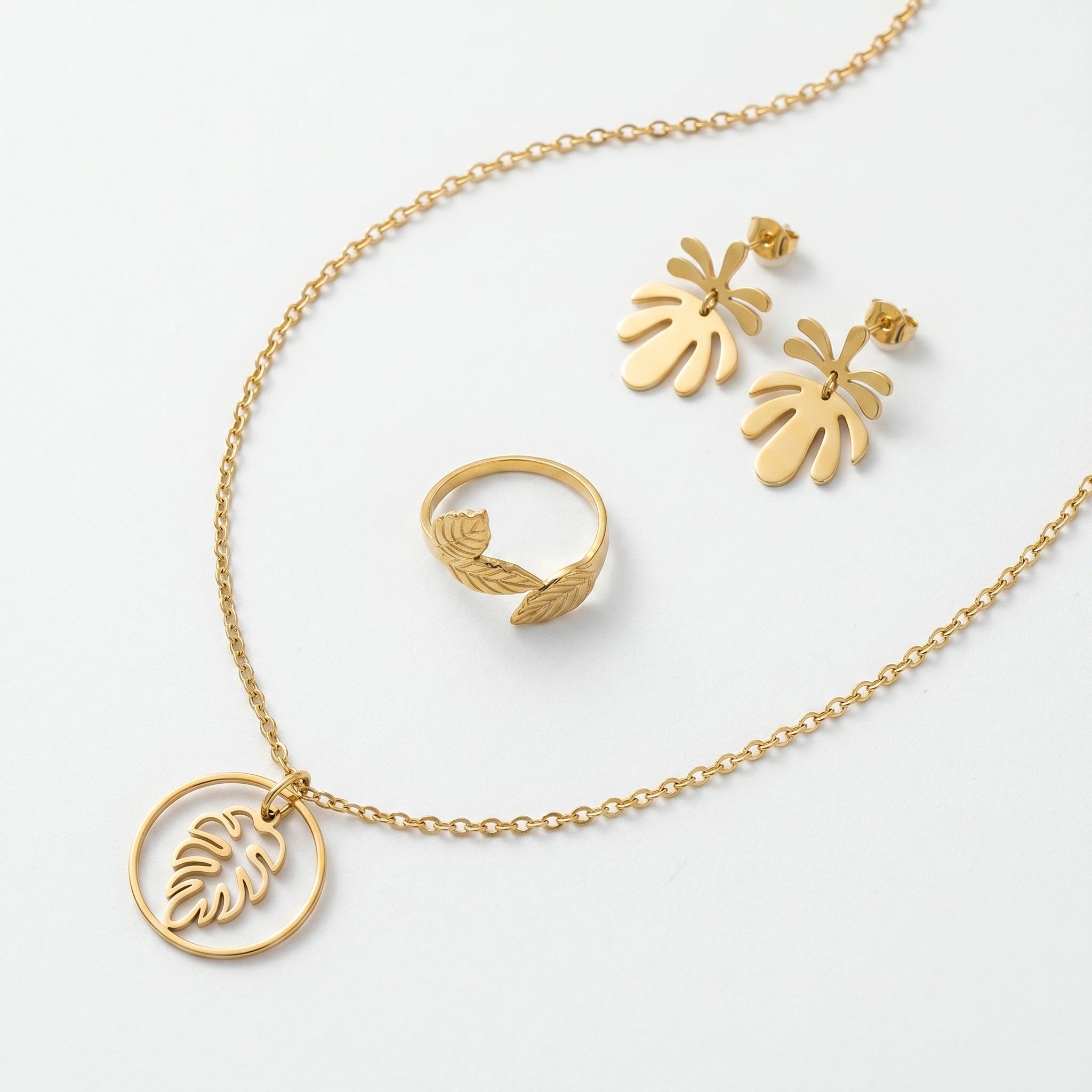 QIAOREN11930 Elegant Boho Monstera Leaf Jewelry Set Stainless Steel Gold  Pendant Necklace Leaf Earrings Ring Gift for Women