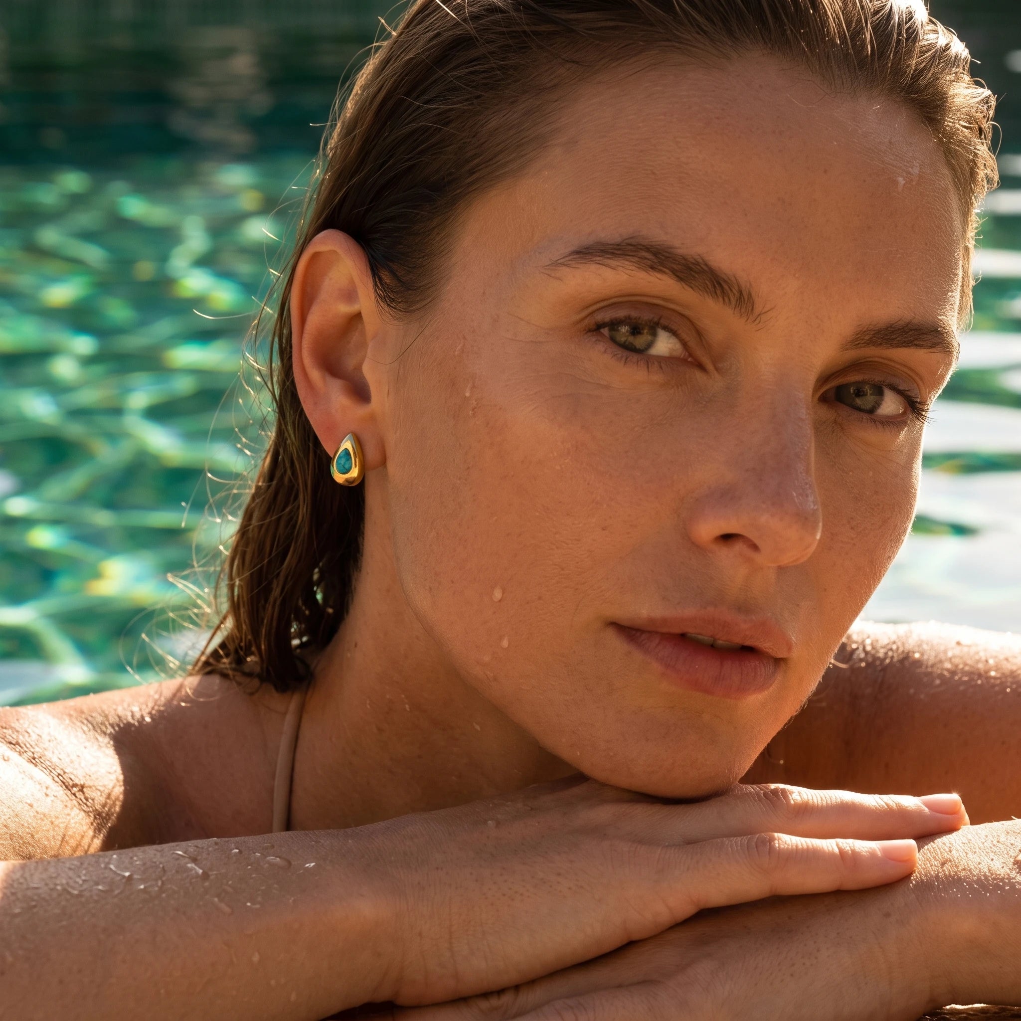 QIAOREN 13276 Gold Tone Hammered Teardrop Stud Earrings Inlaid Natural Turquoise Stone Water Drop Shape Clip Back Studs Bohemian