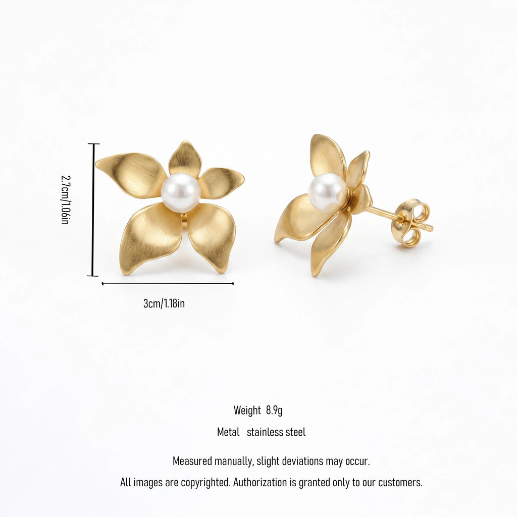 QIAOREN 14010 Matte Gold Five Petal Flower Stud Earrings with Central Round Pearl Inlay, Floral Pearl Ear Stud Jewelry Gift